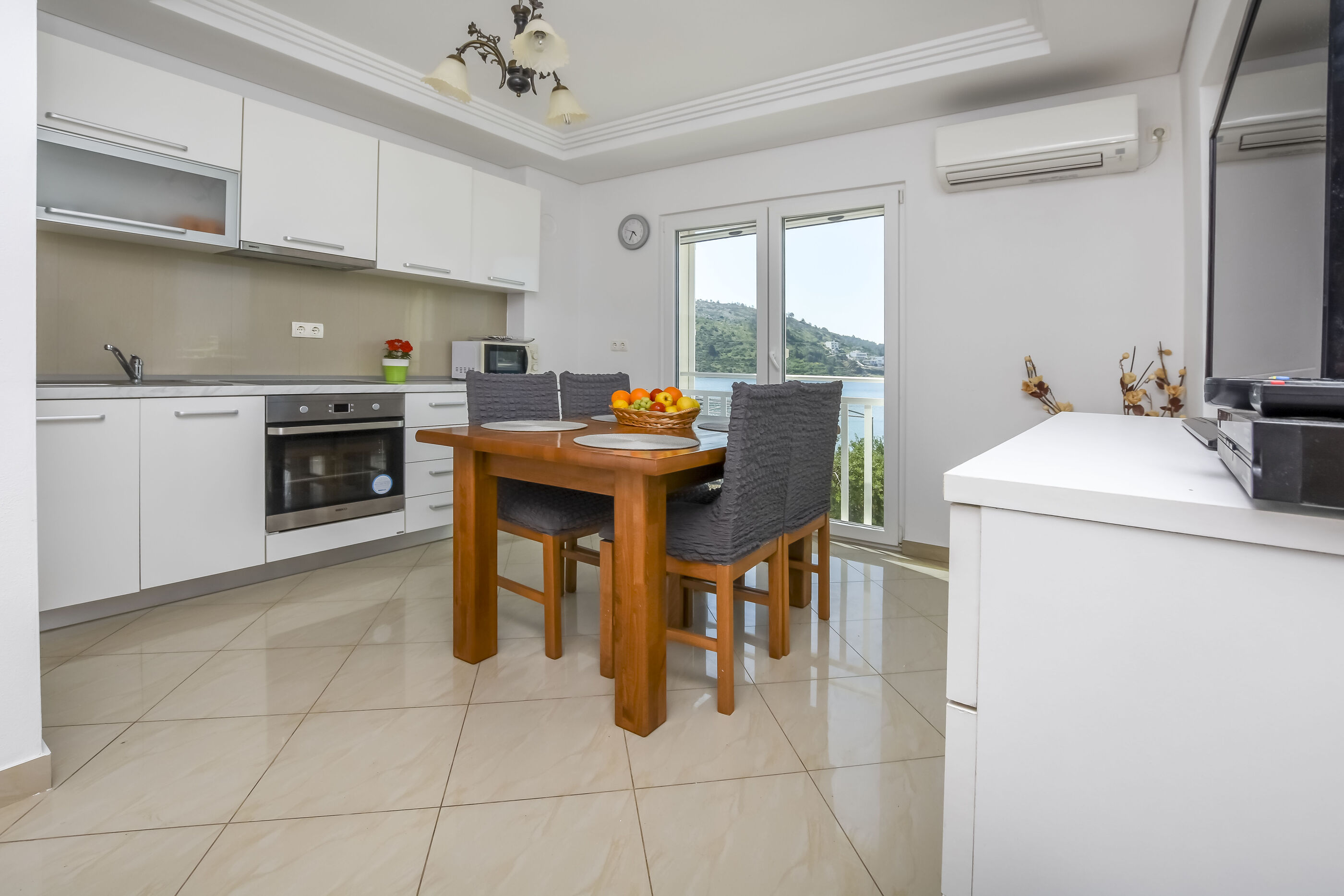 Apartments Silvana 23221-A1