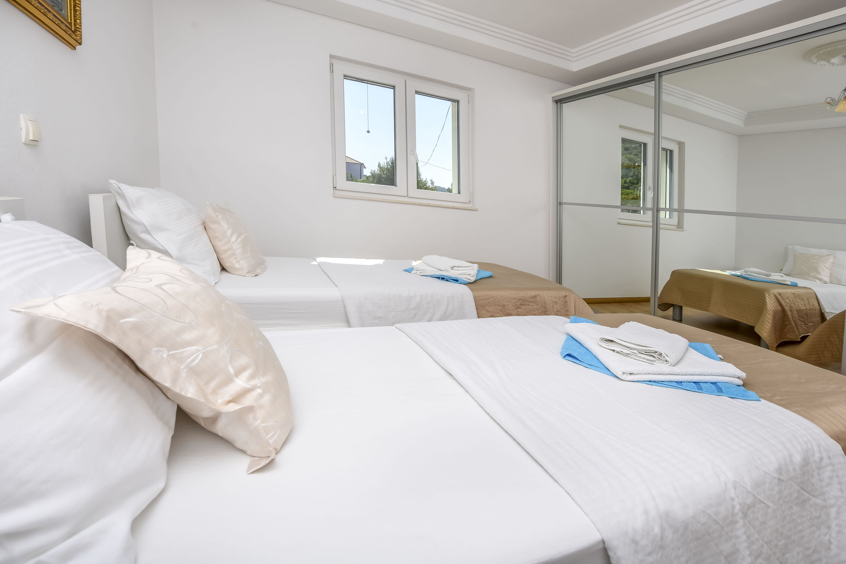 Apartments Silvana 23221-A2