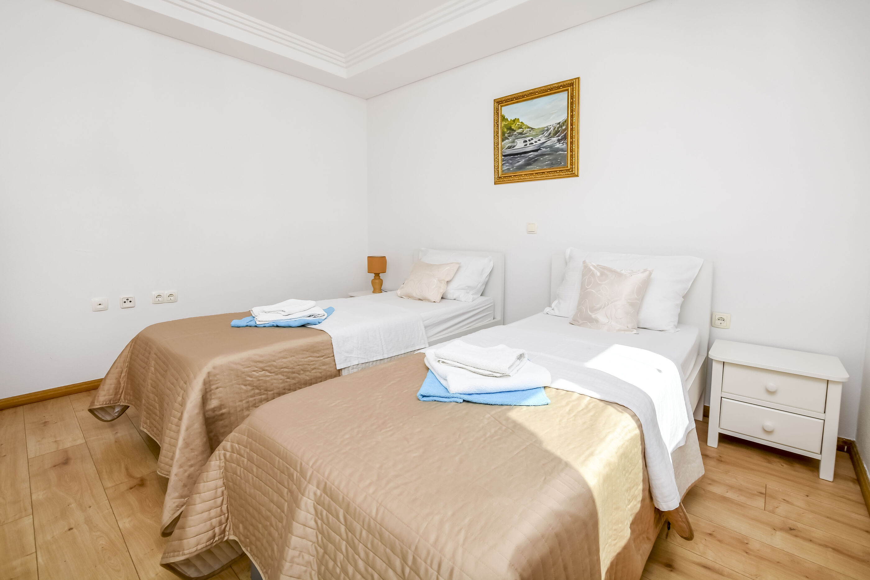 Apartments Silvana 23221-A2