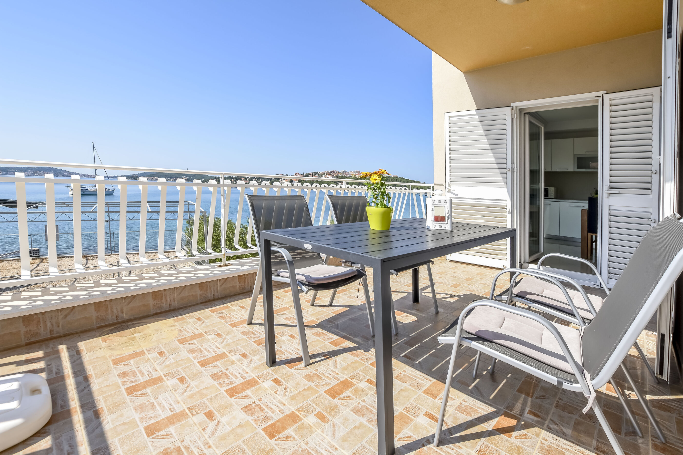 Apartments Silvana 23221-A2