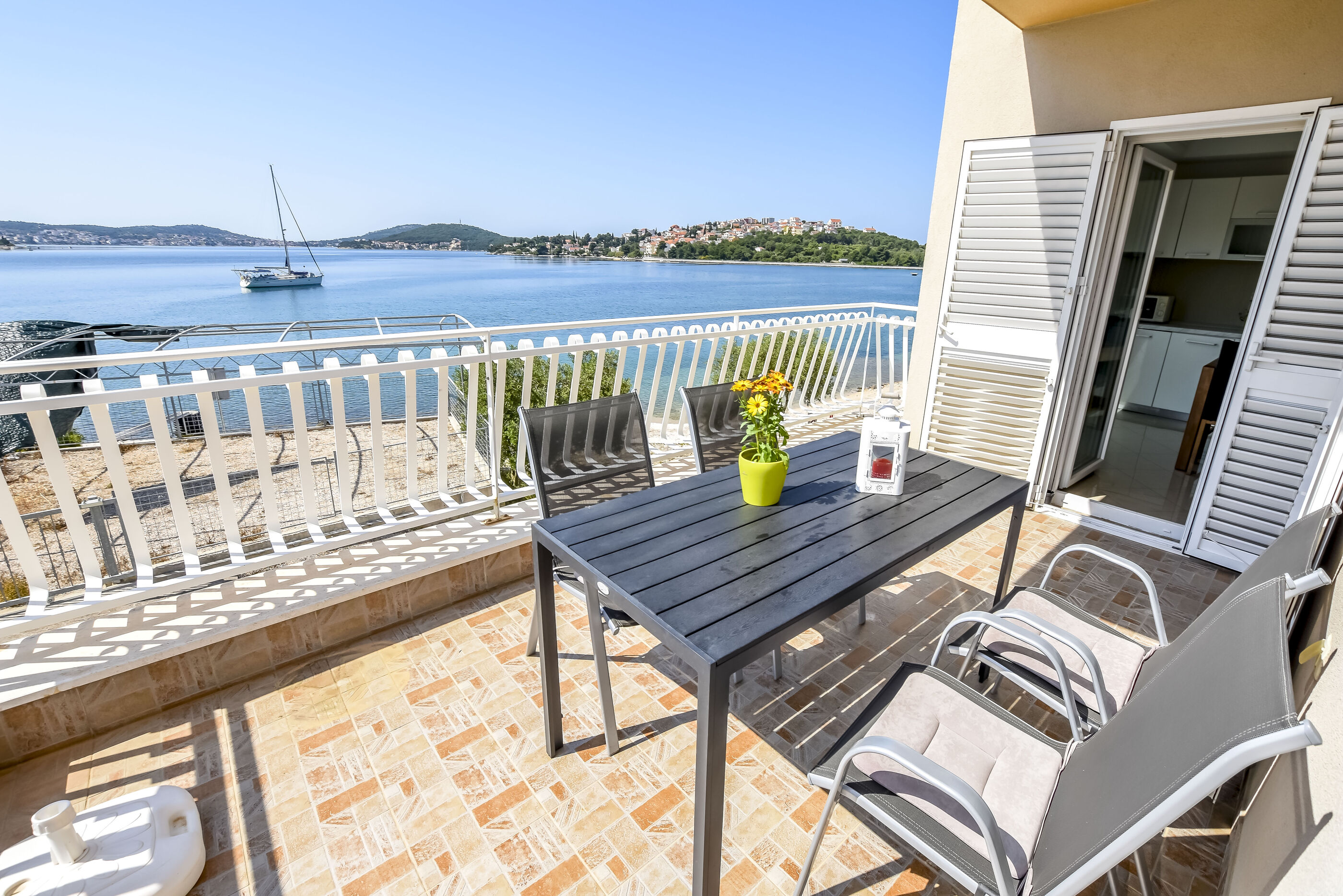 Apartments Silvana 23221-A2