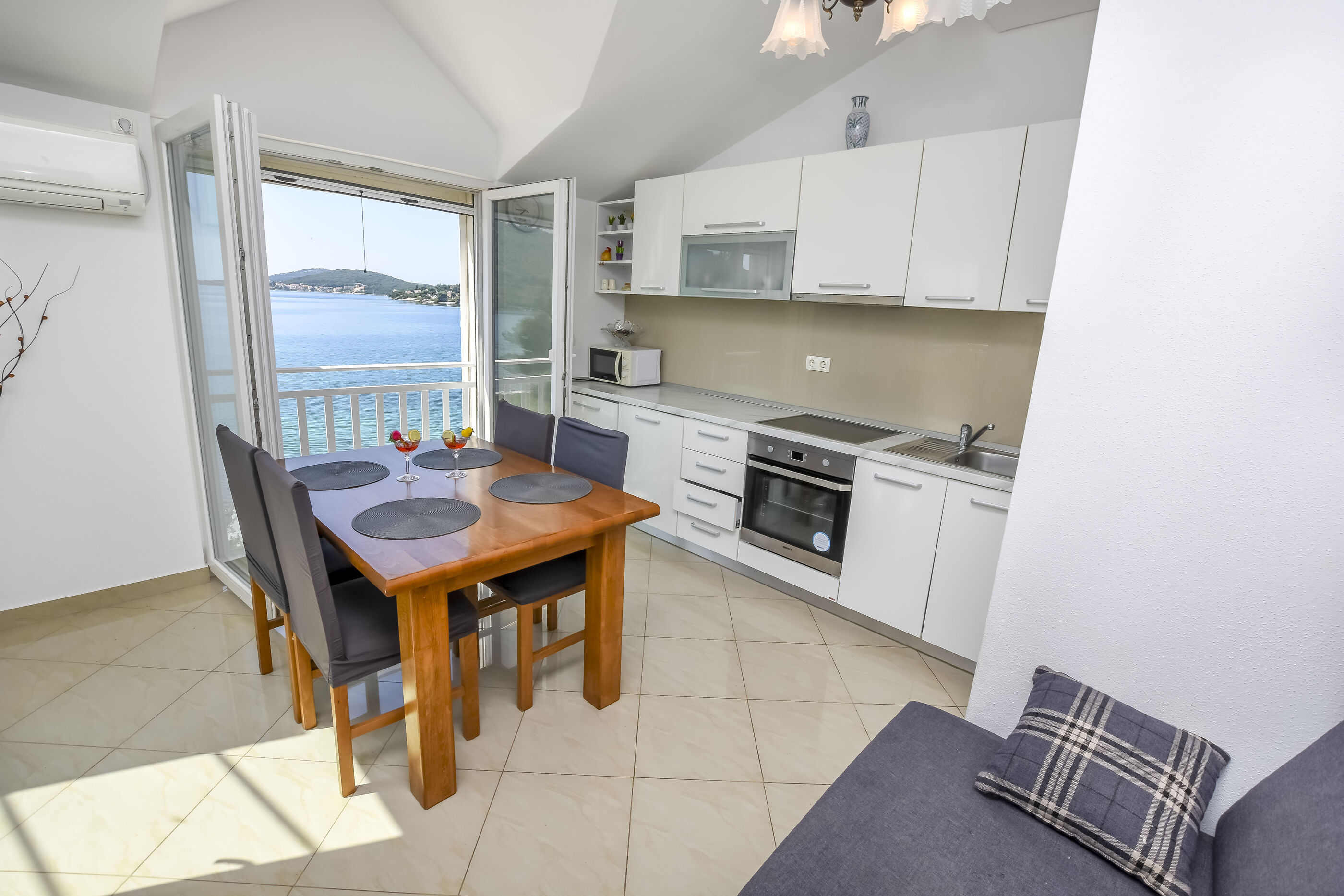Apartments Silvana 23221-A4