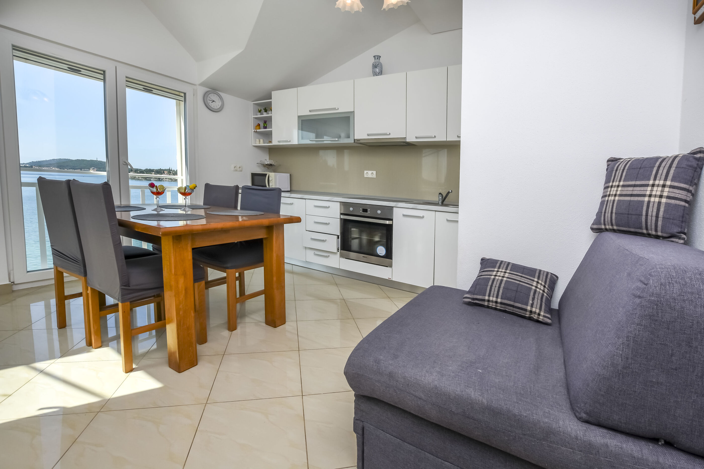 Apartments Silvana 23221-A4