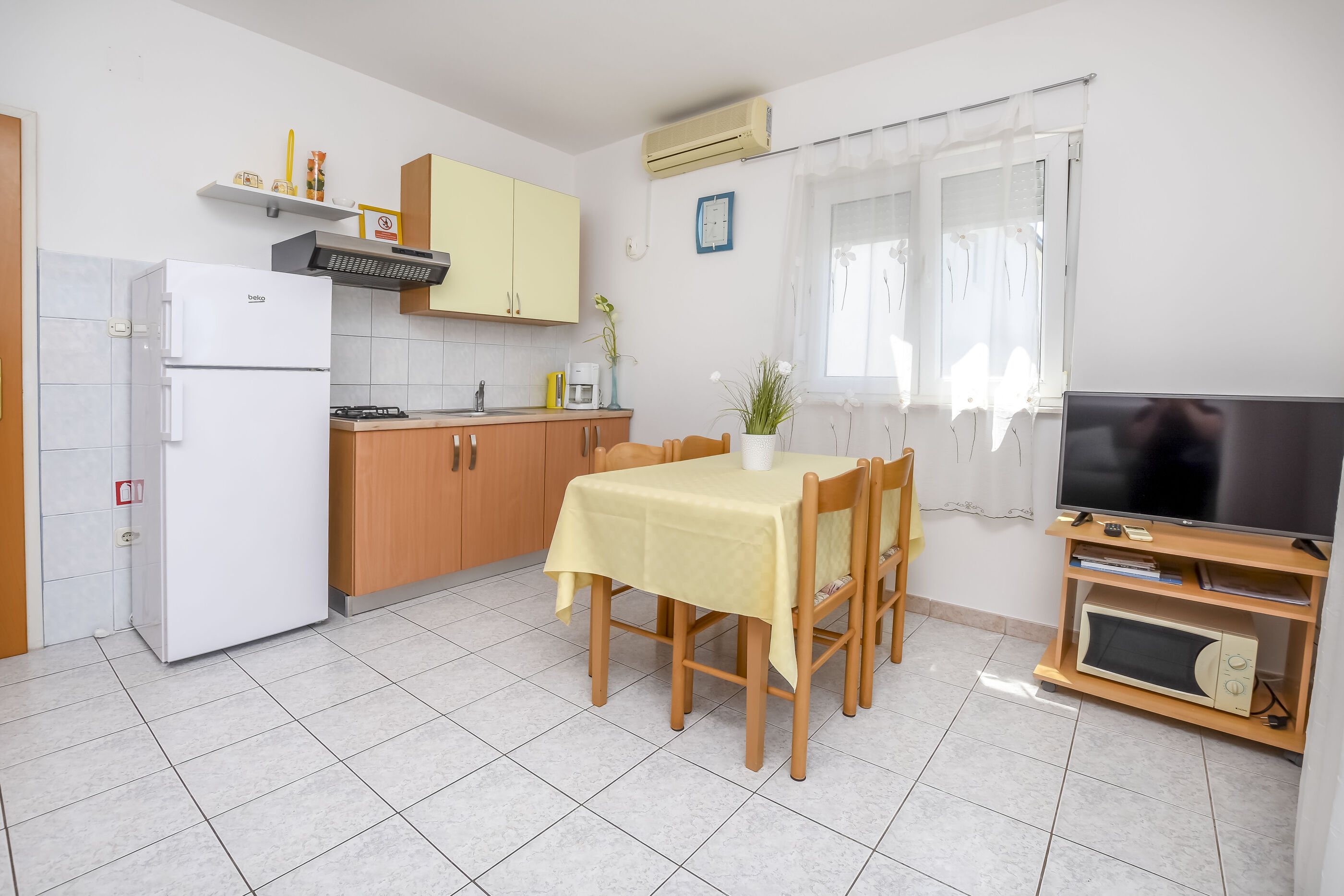 Apartments Antea 10361-A1