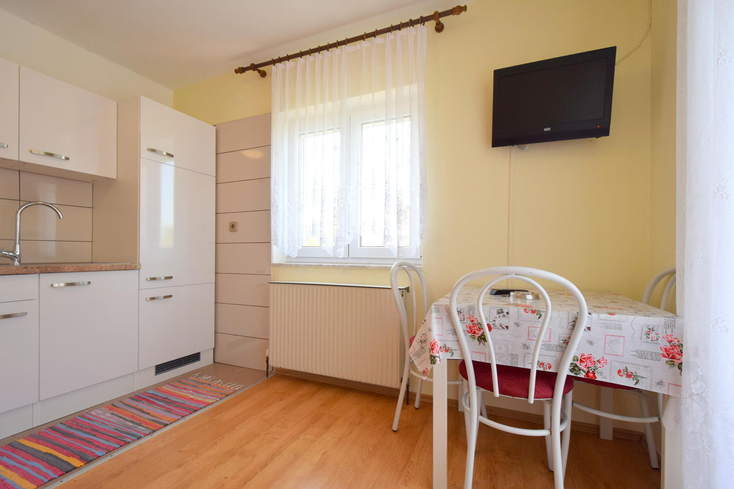 Apartments Frane 62022-A1