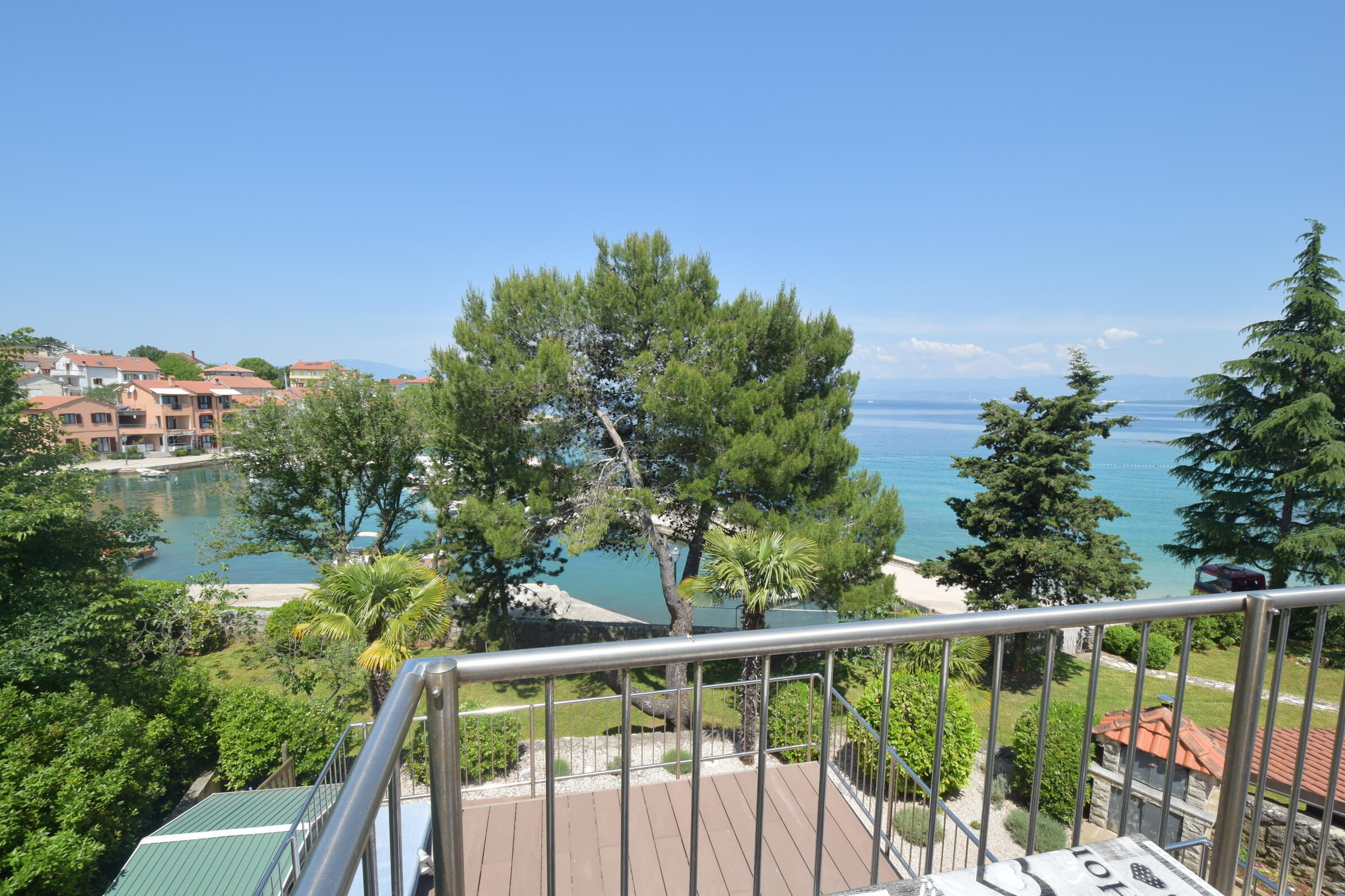 Apartments Frane 62022-A1