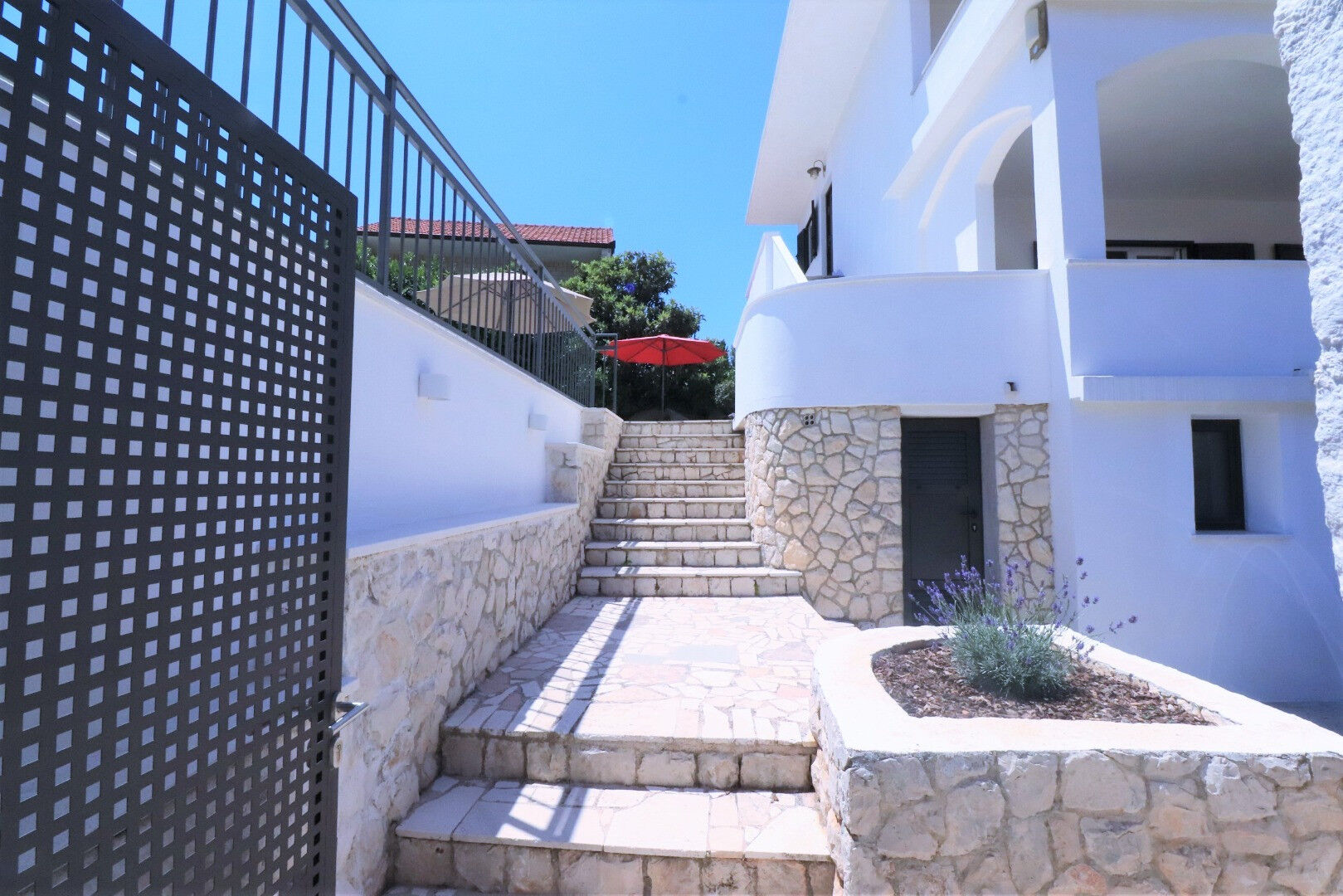 House Villa Mendula V4141-K1