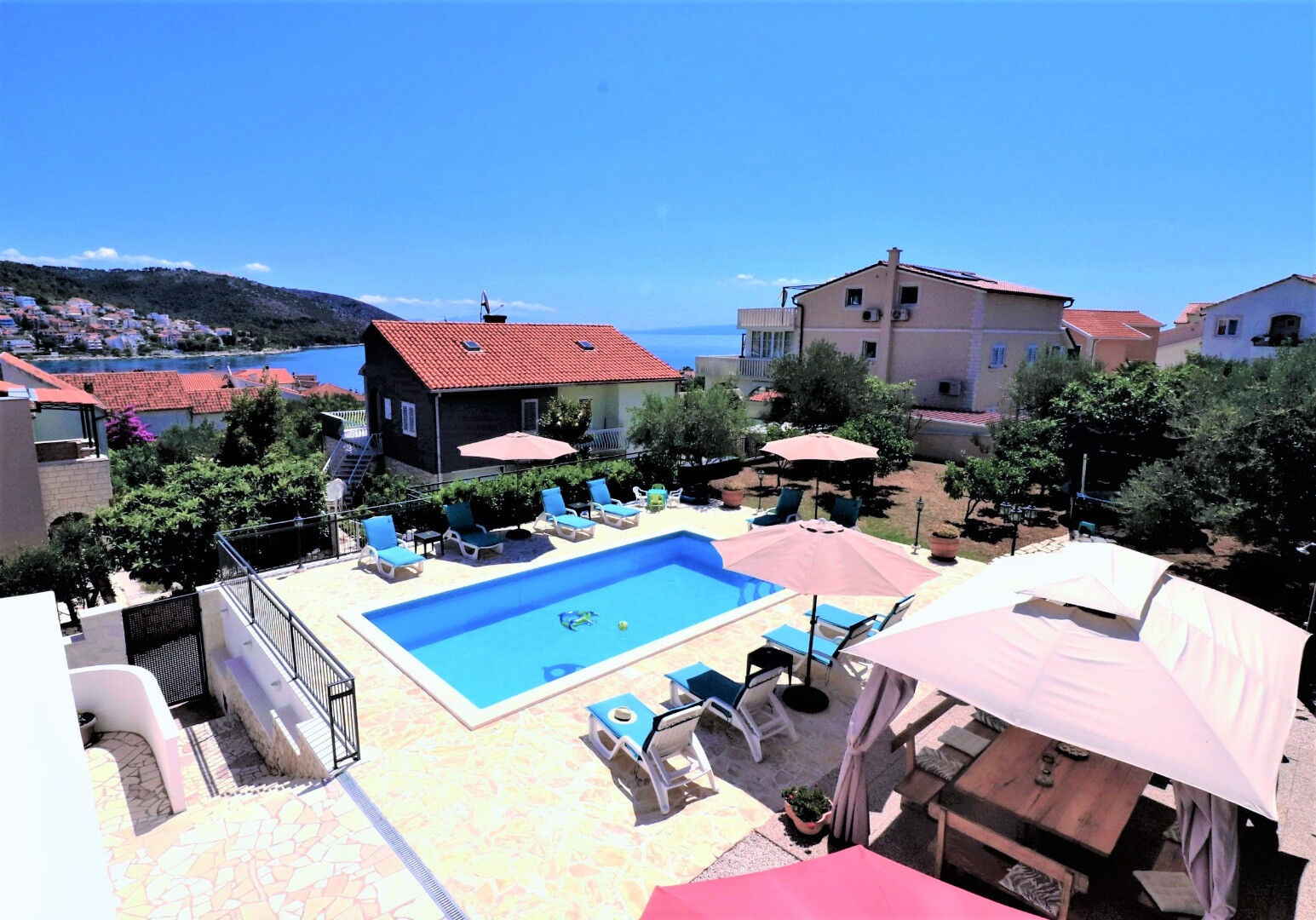 House Villa Mendula V4141-K1