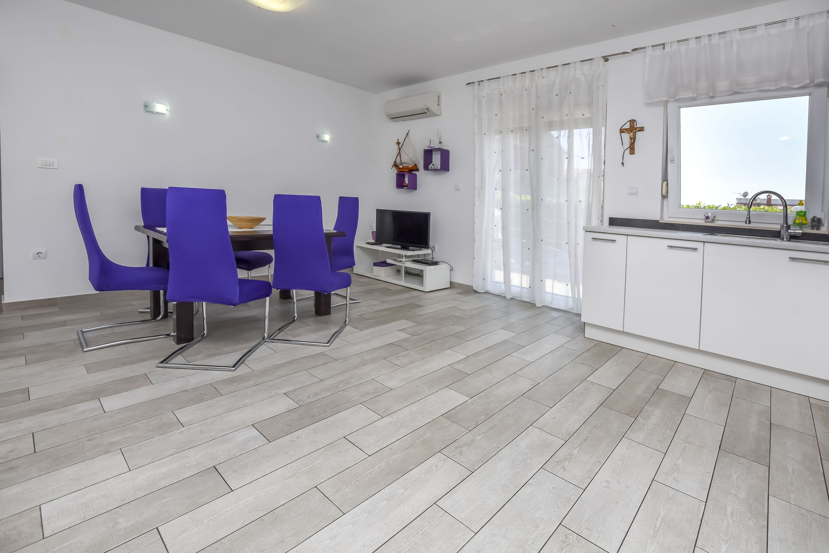 Apartments David 95391-A1