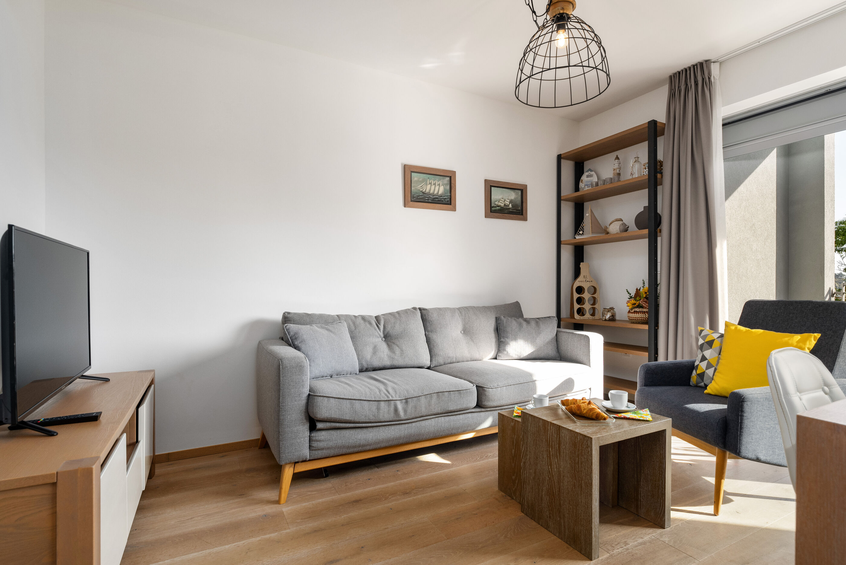 Apartment Kata Premium 94903-A1