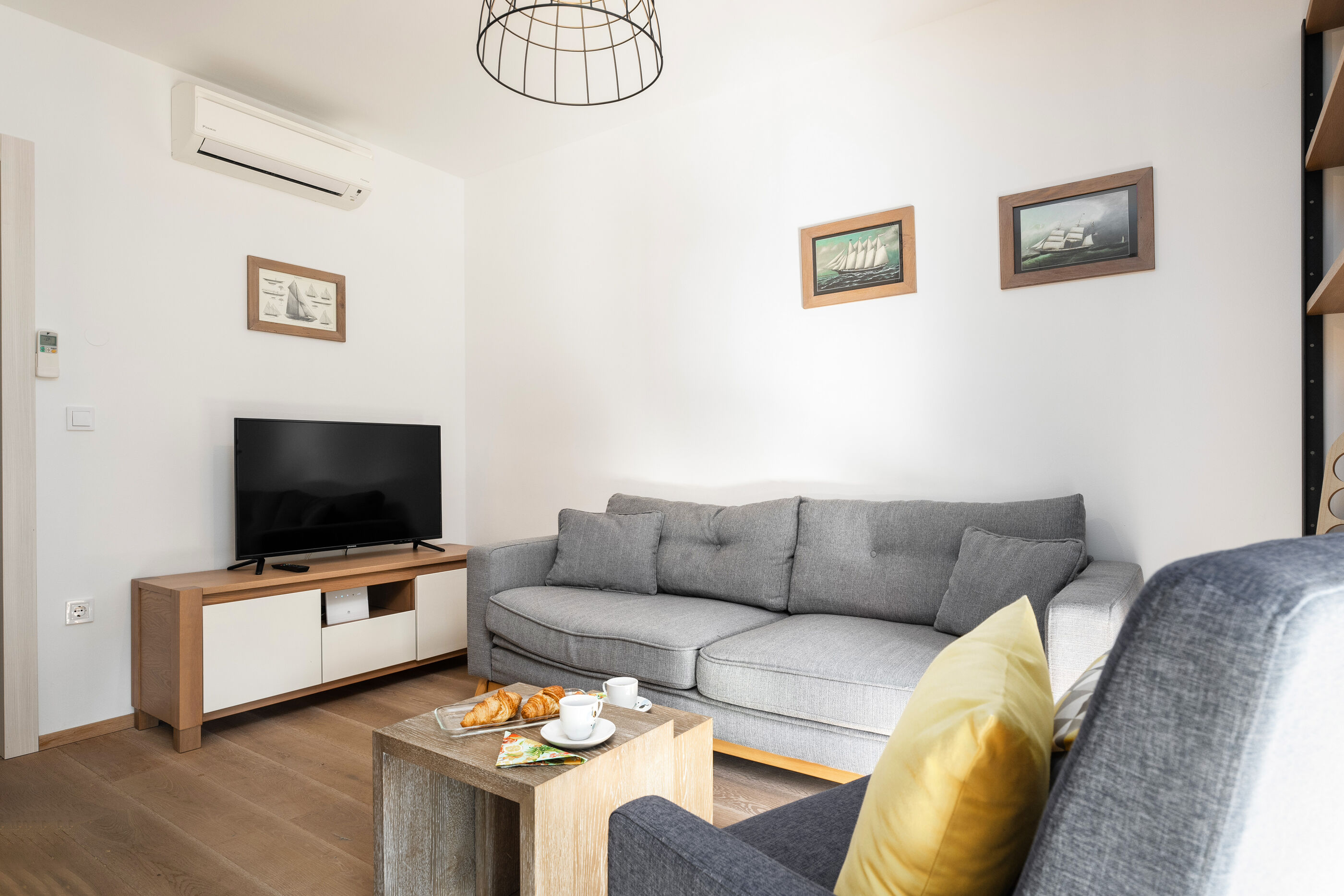 Apartment Kata Premium 94903-A1