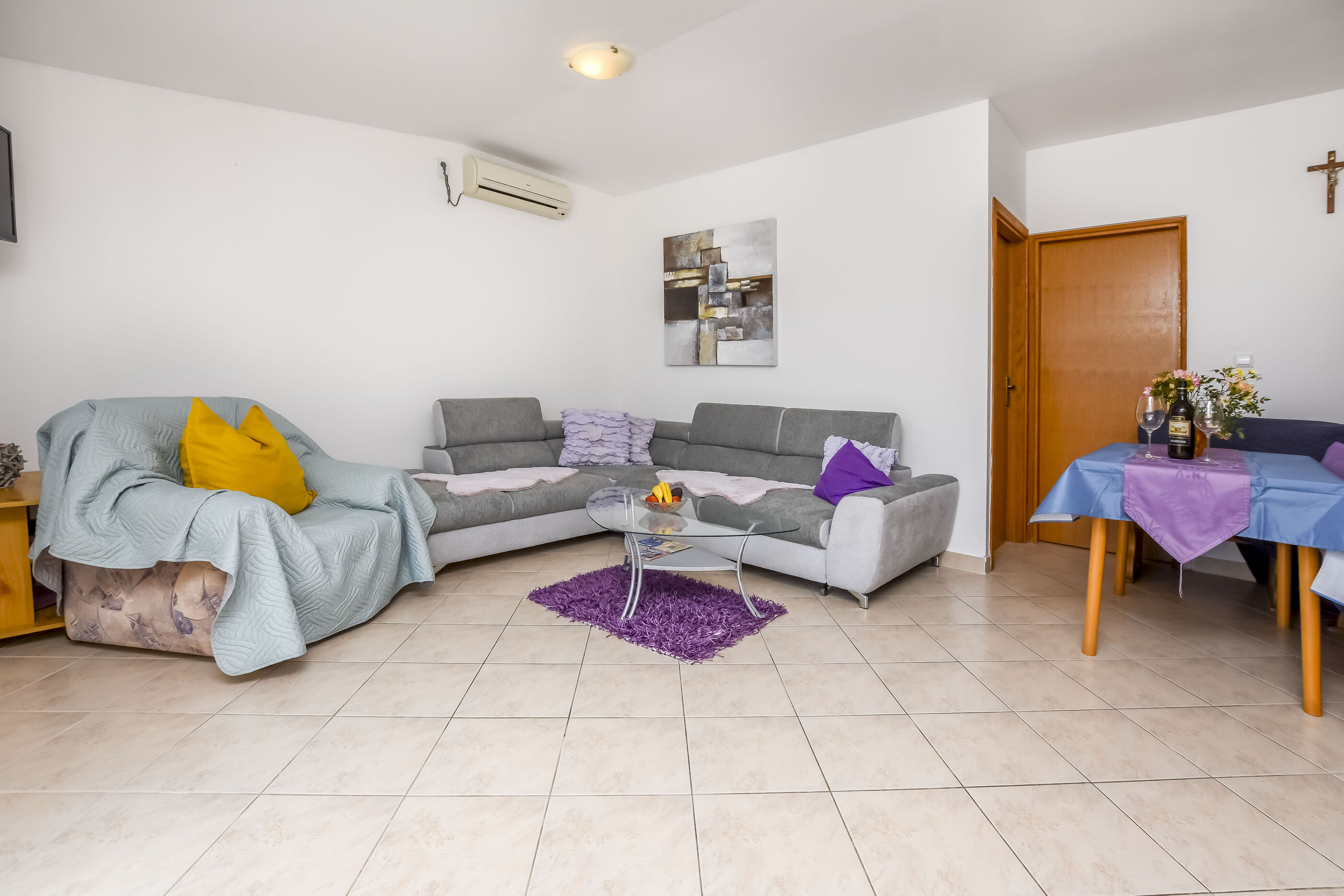 Apartments Kata 28261-A1