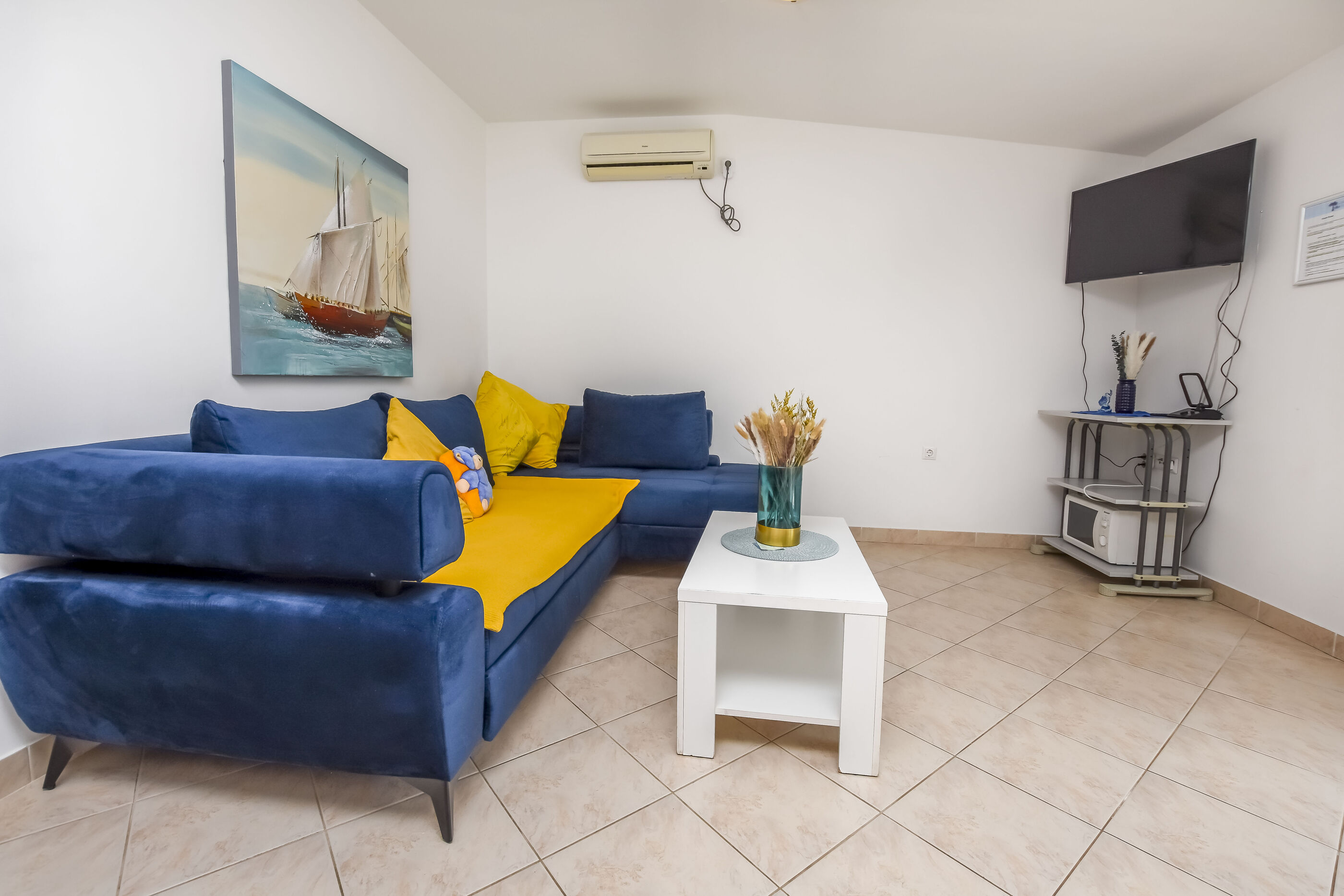 Apartments Kata 28261-A2