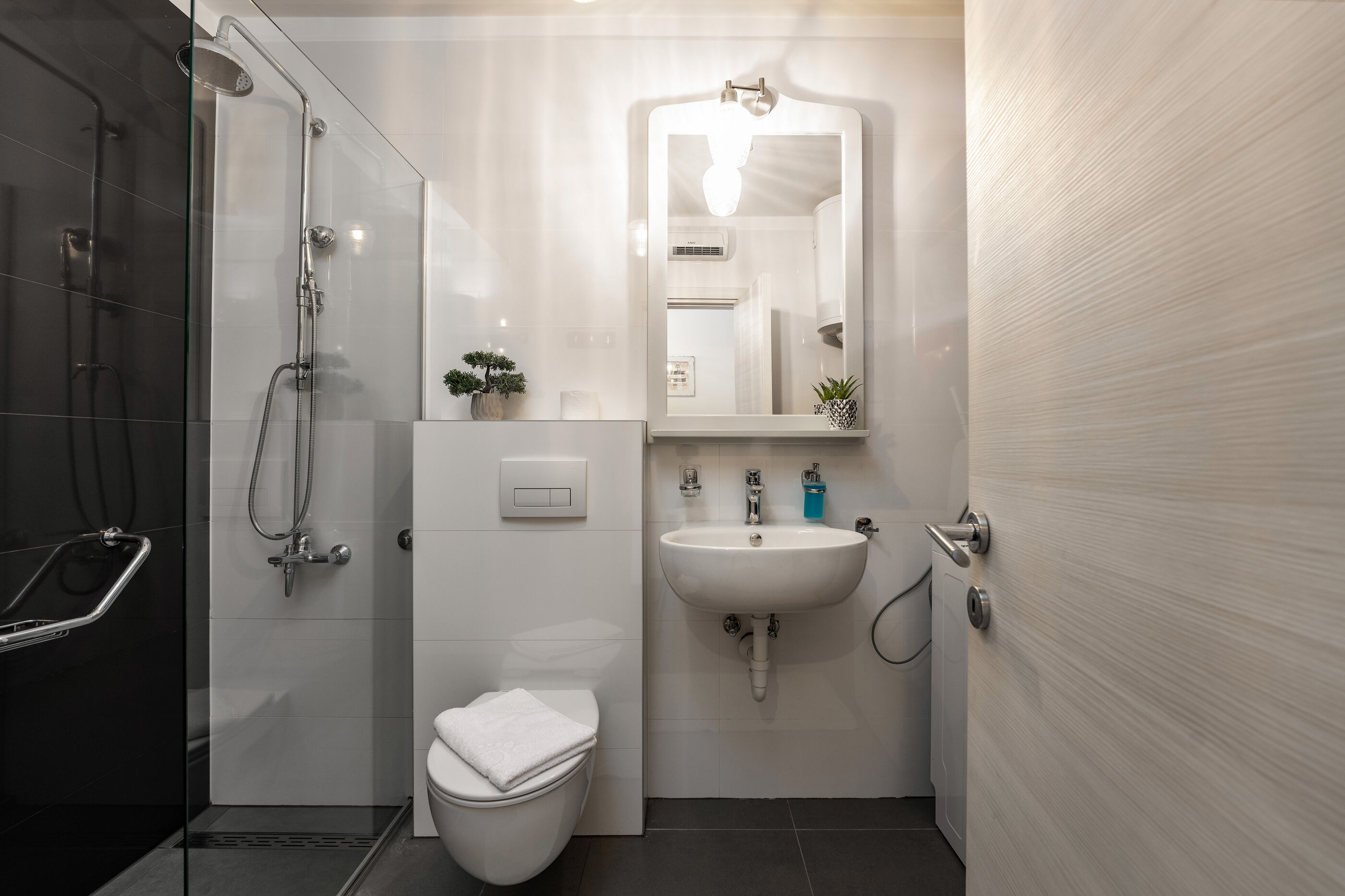 Apartment Kata Premium 94903-A1