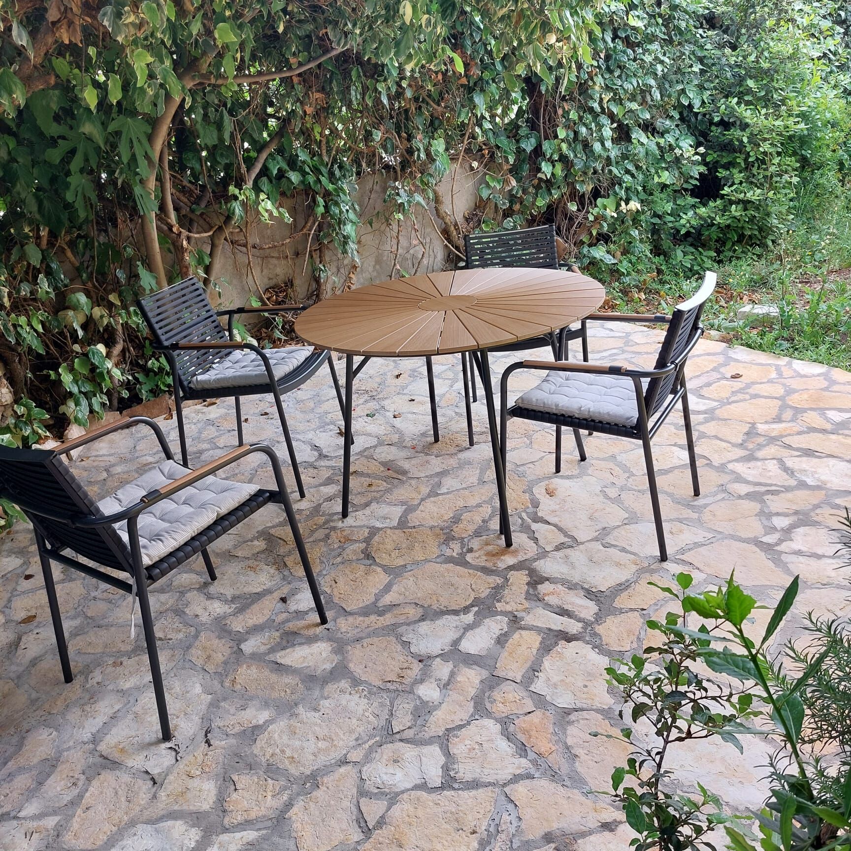 House Bojan 42871-K1