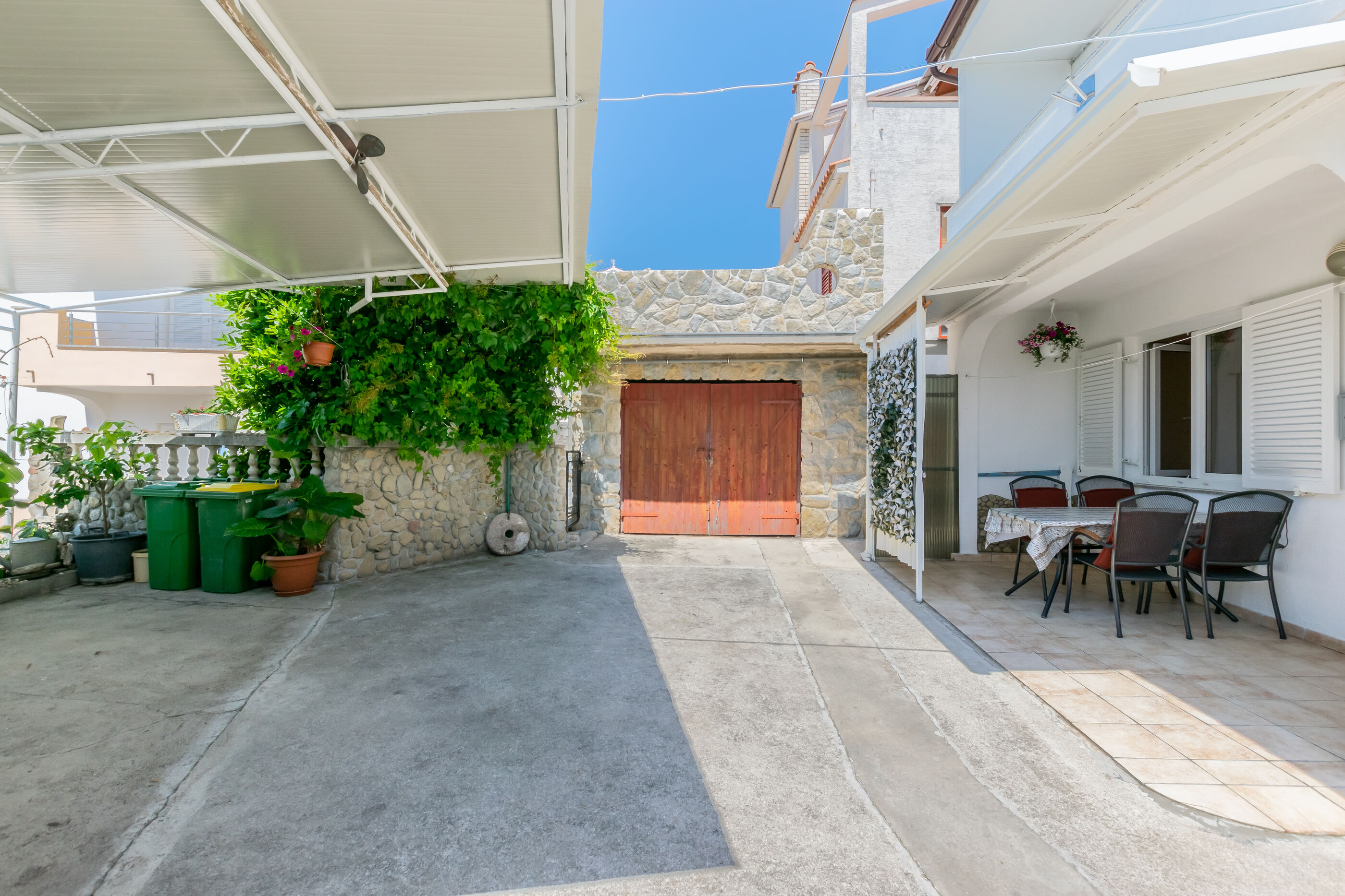 Photo of House Nenad