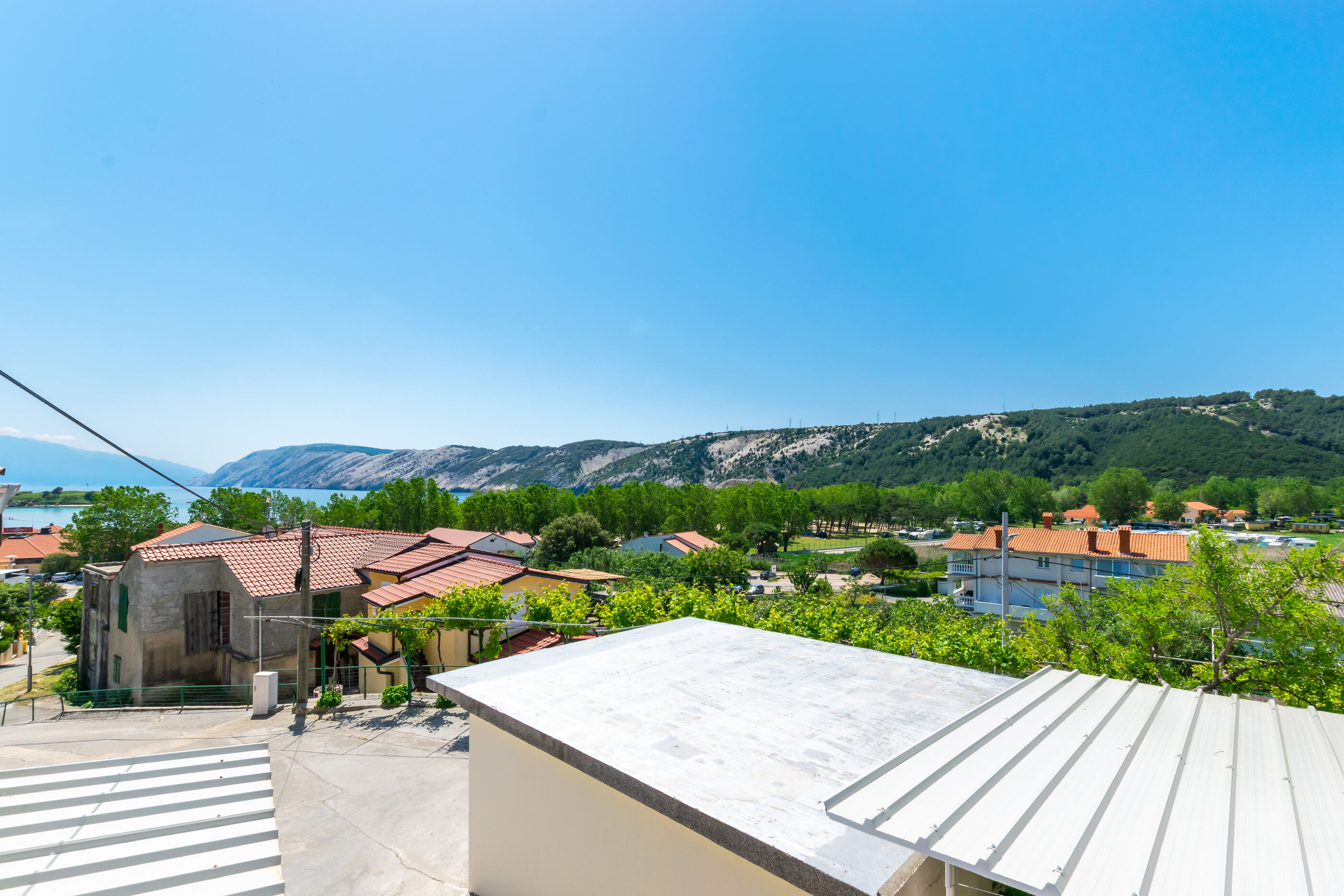 House Nenad 95461-K1