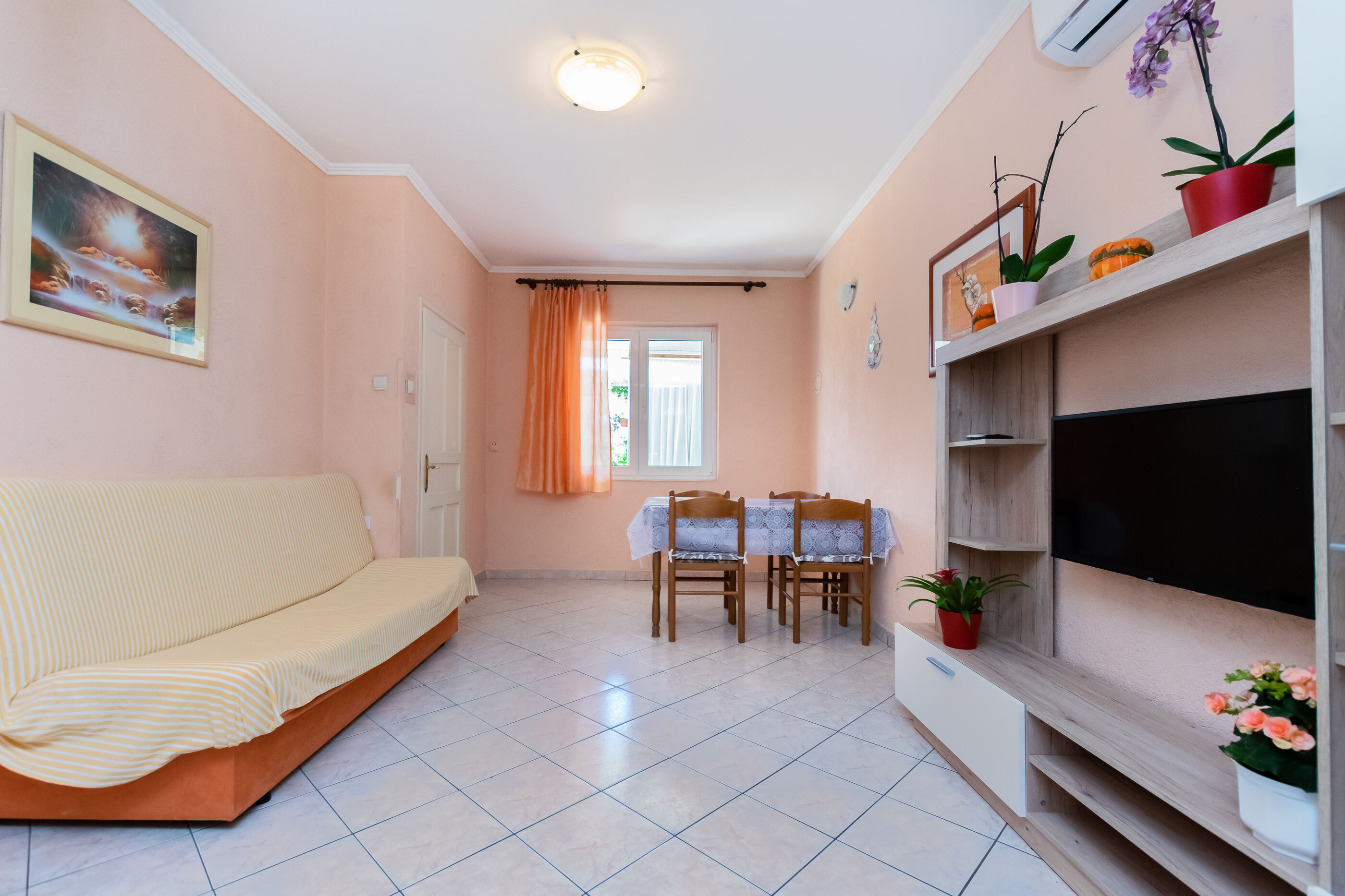 House Nenad 95461-K1