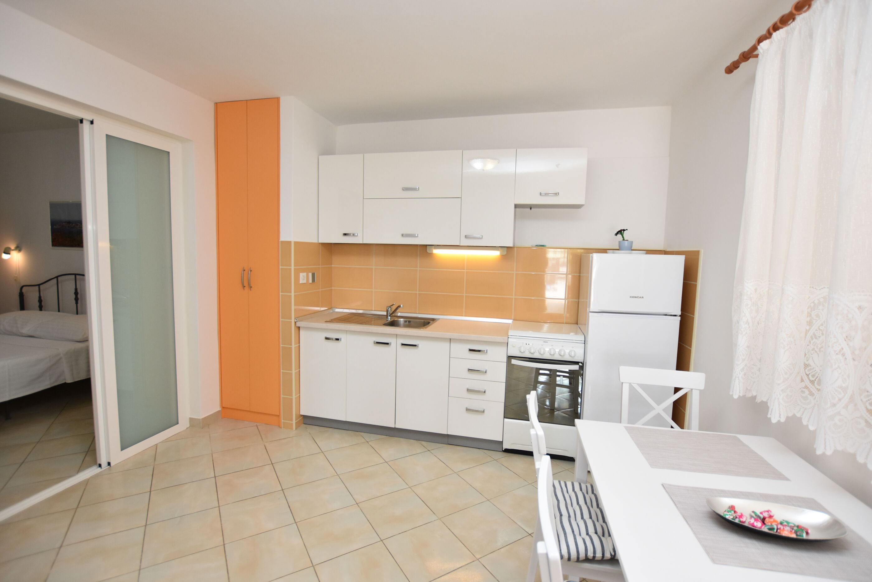 Apartments Eva 61081-A2