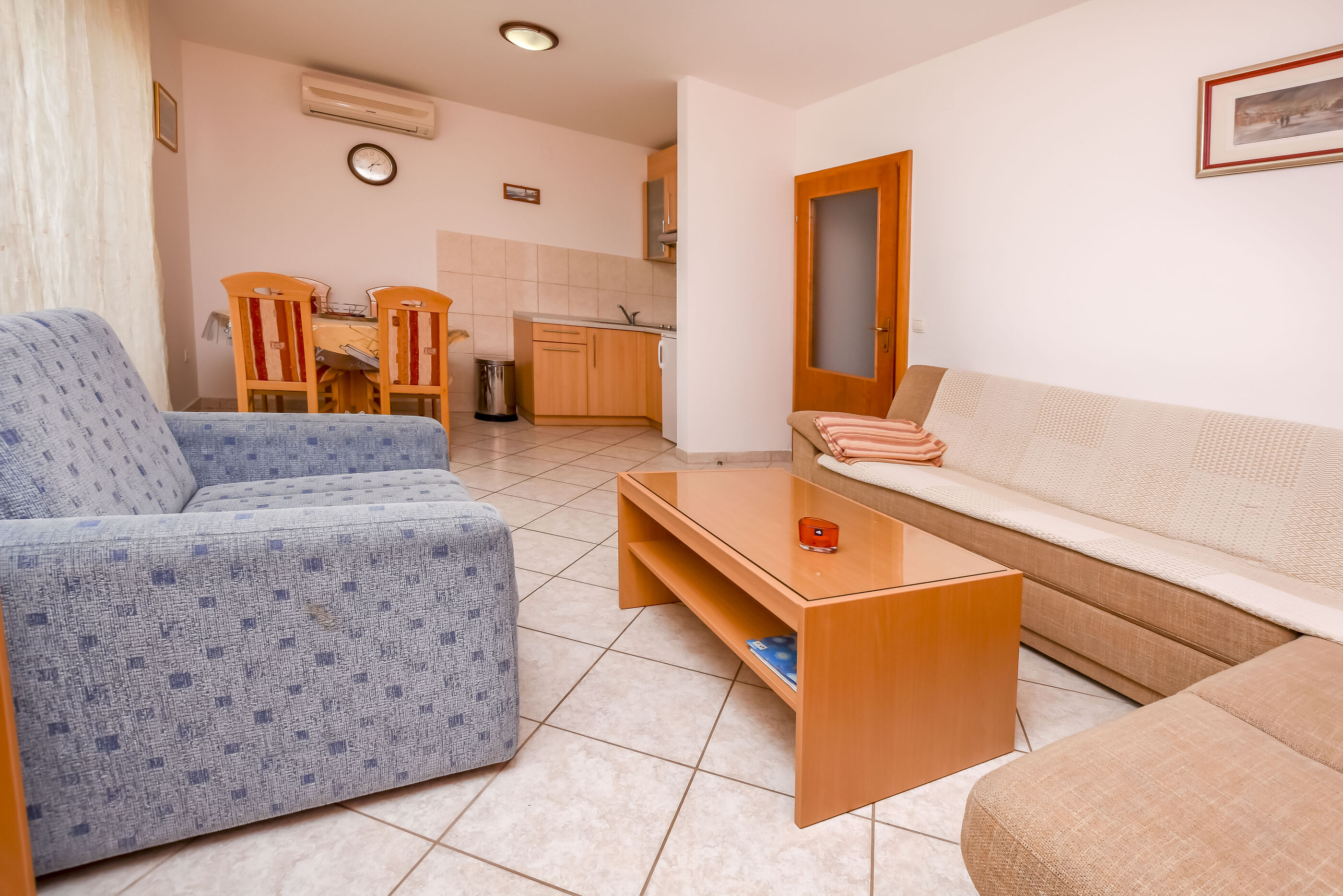 Apartments Aurel 40411-A1