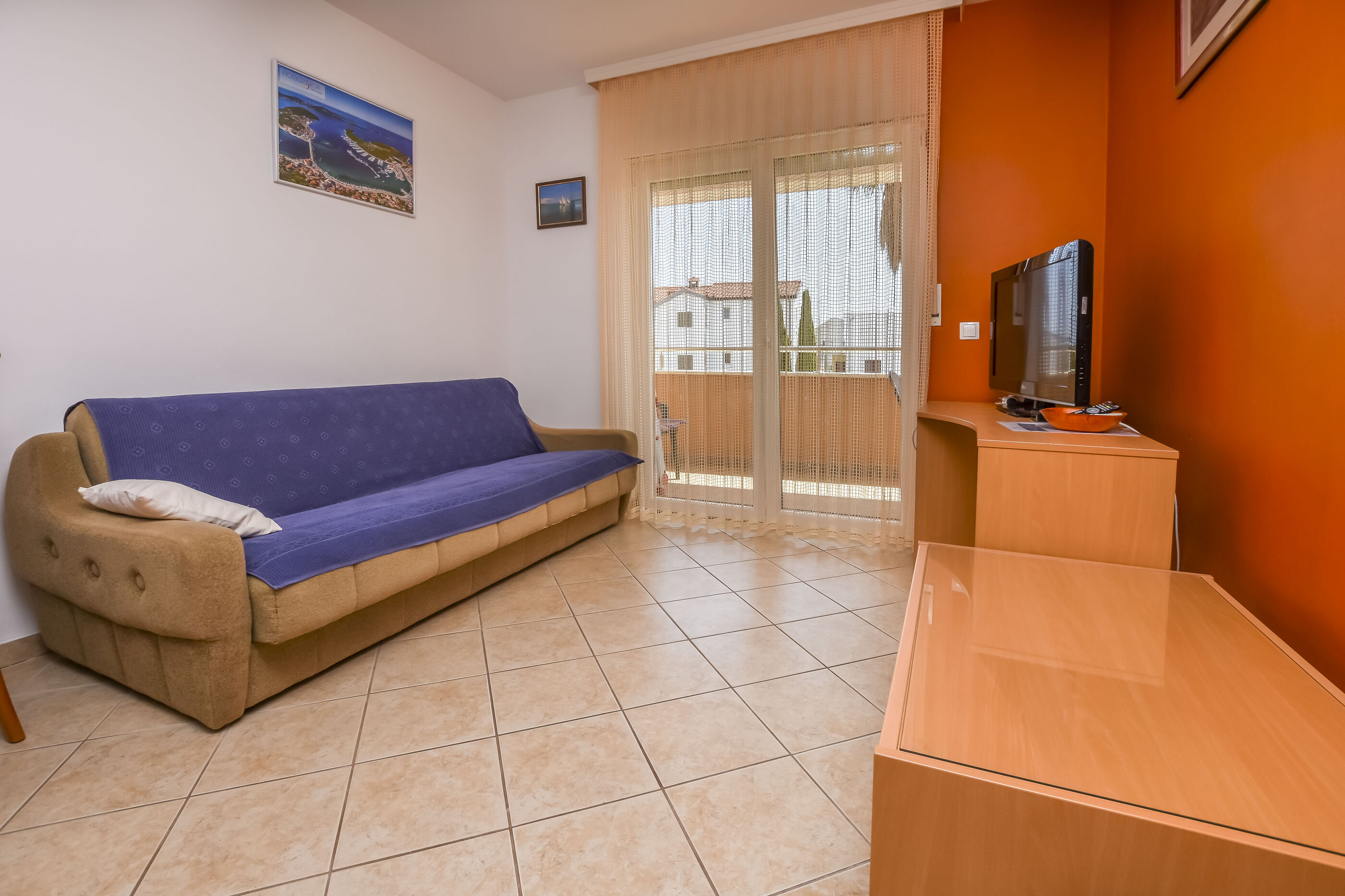 Apartments Aurel 40411-A2
