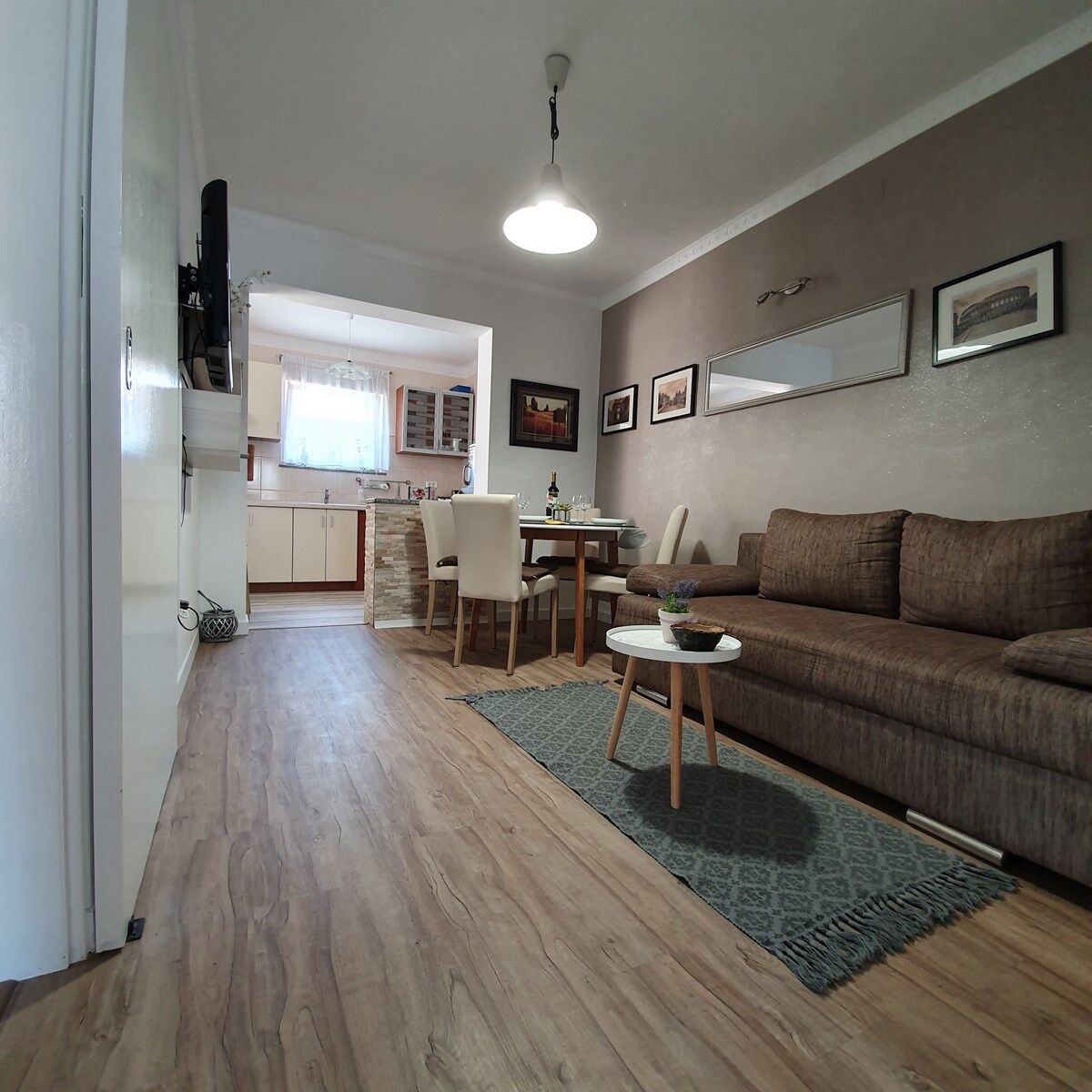 Apartments Vuletic 73661-A1