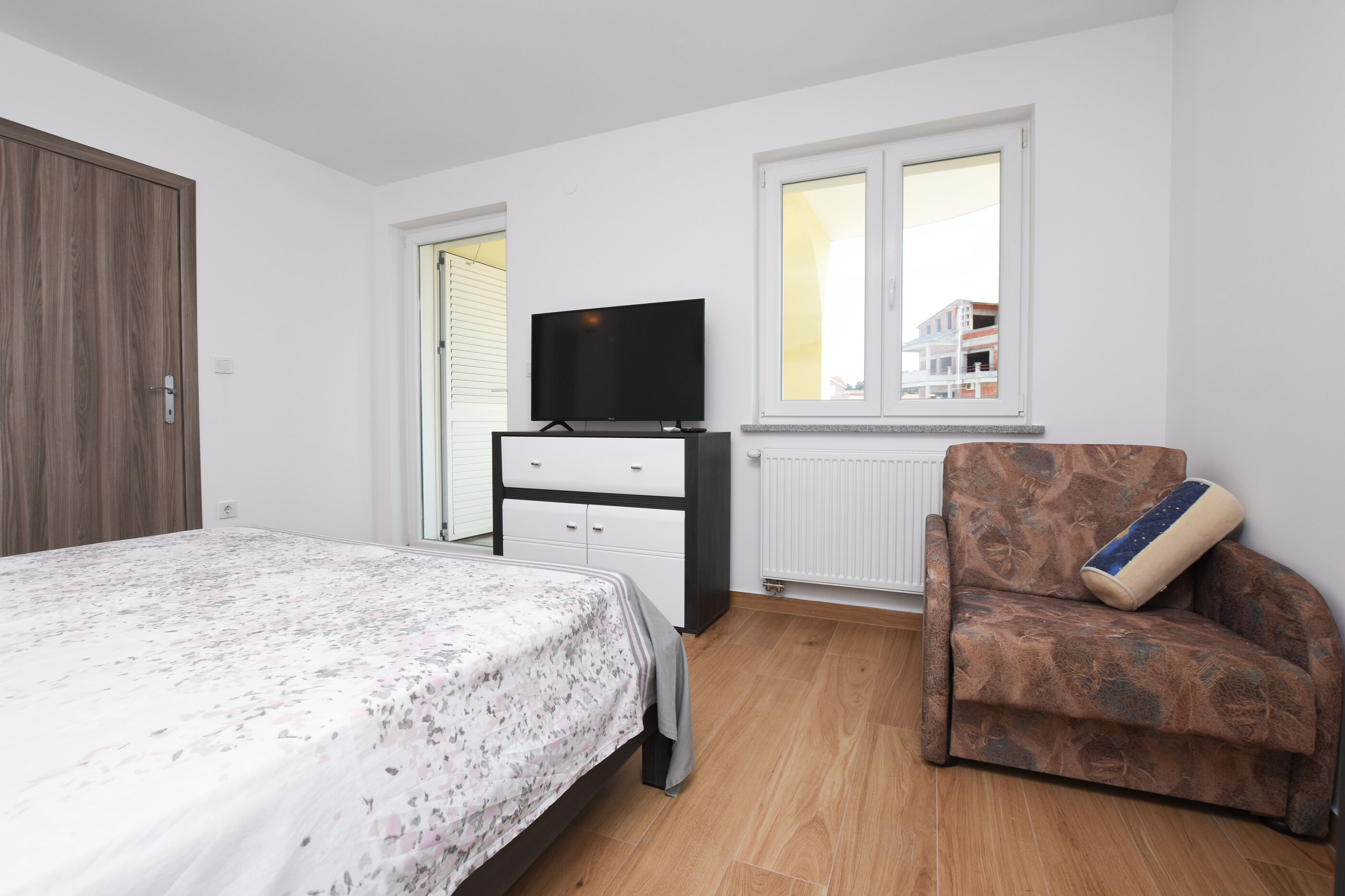 Apartments Mario 87411-A3