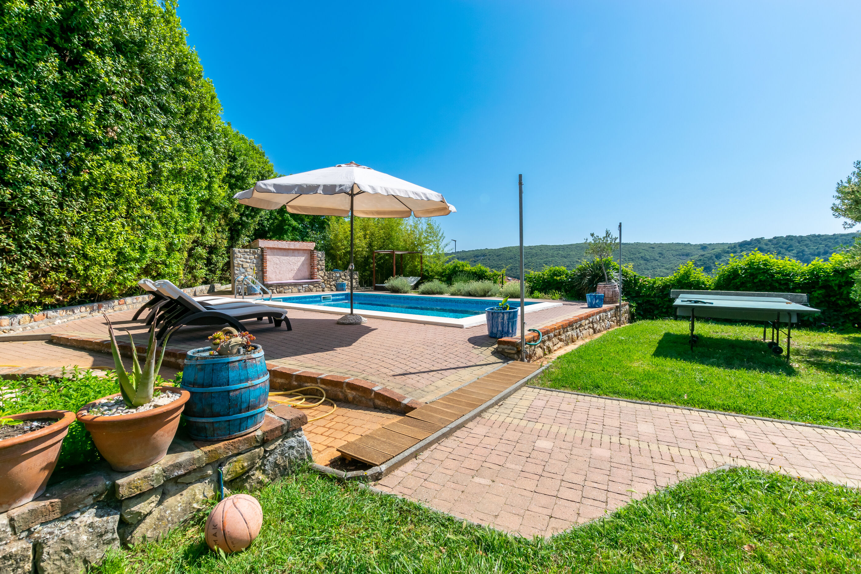 Apartments Zeljko 95571-A2