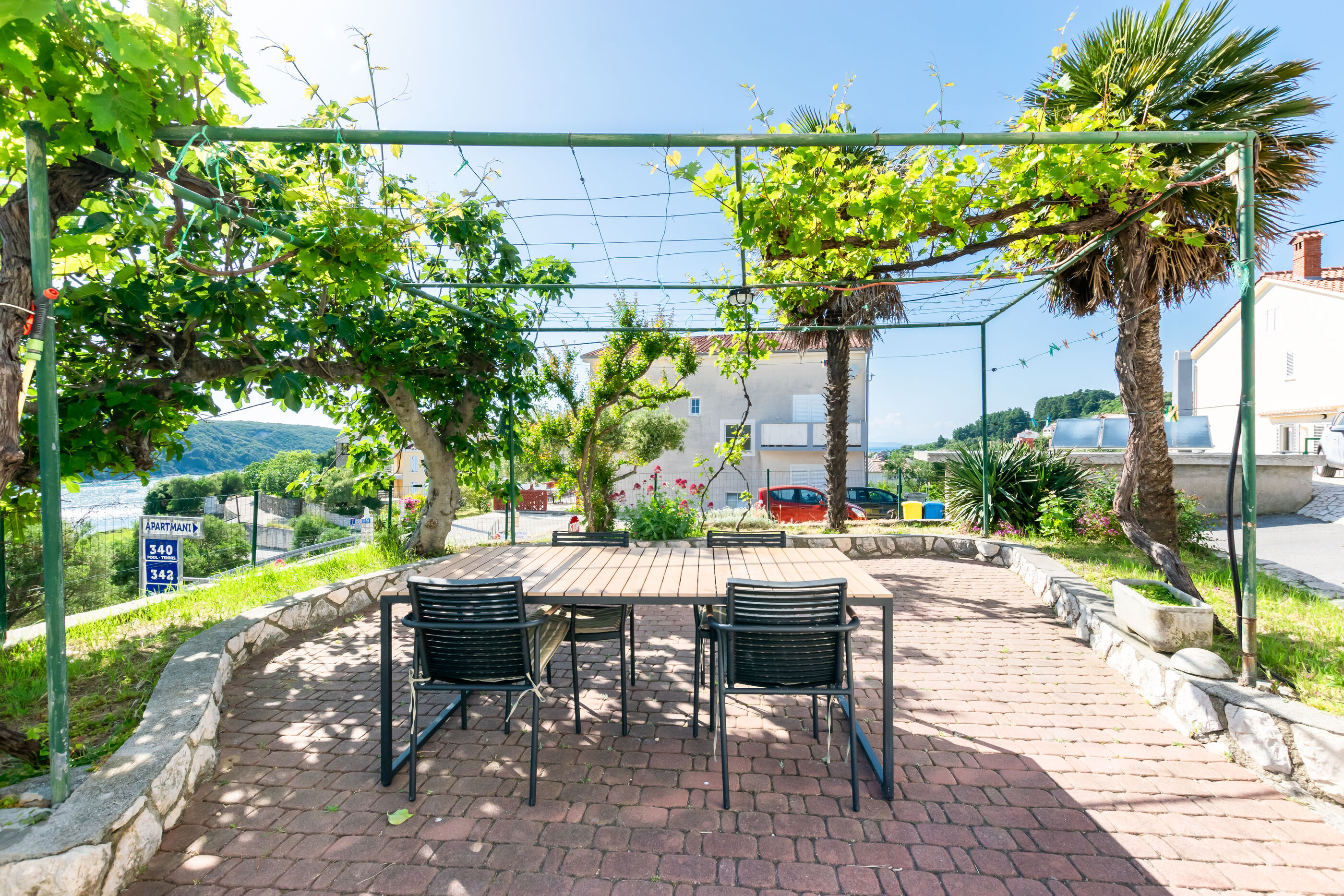 Apartments Zeljko 95571-A1