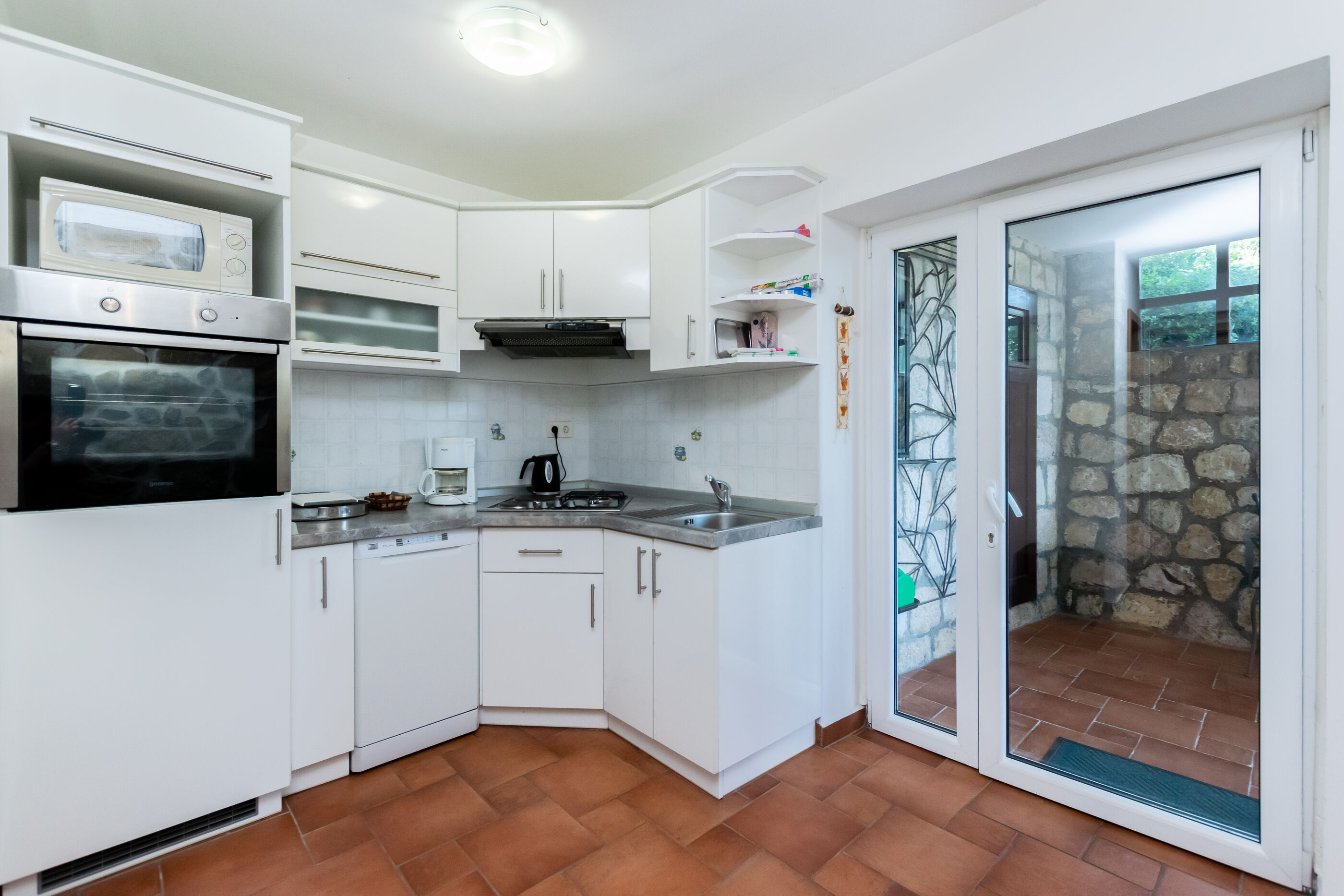 Apartments Zeljko 95571-A2