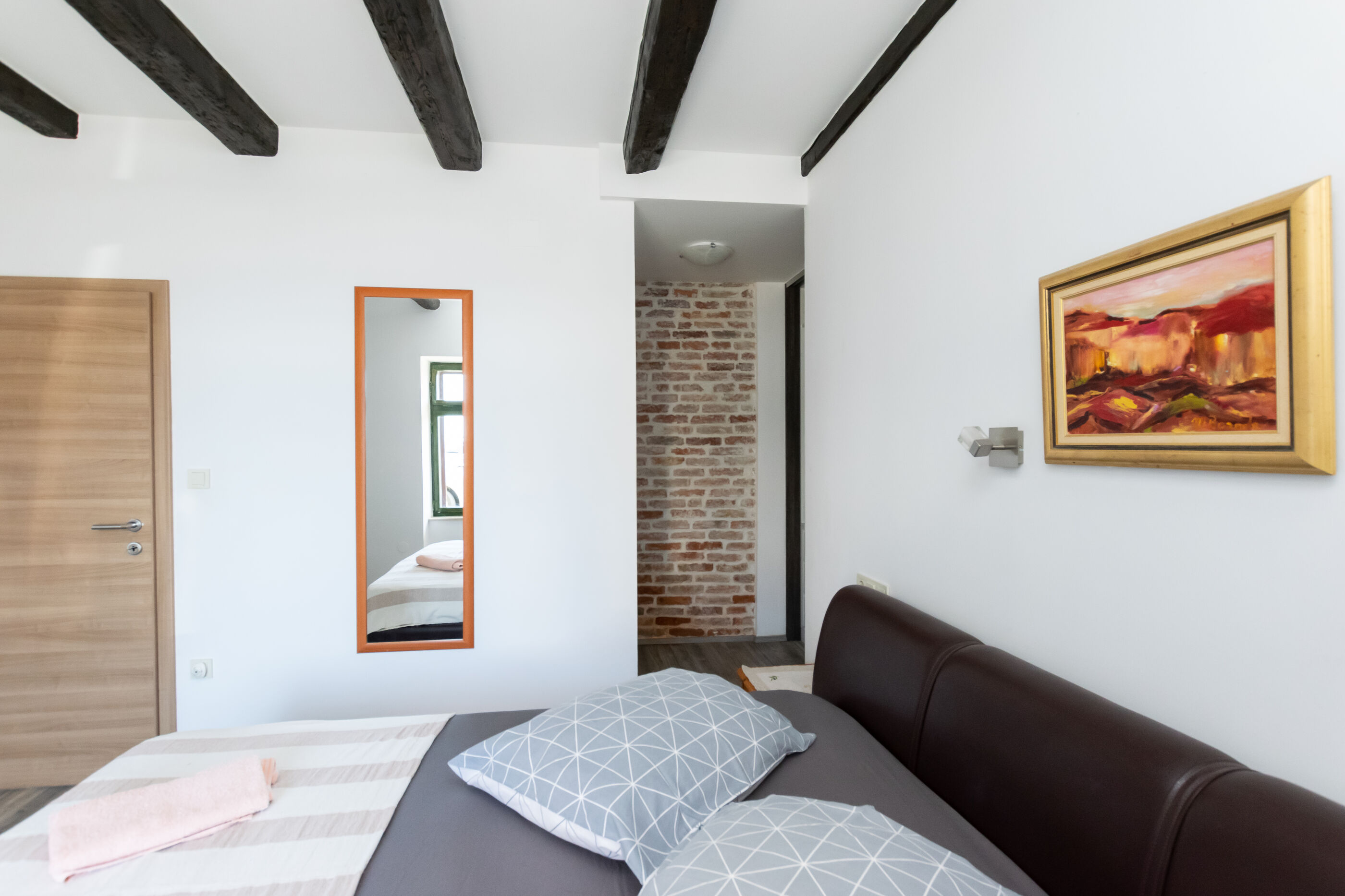 Apartments Zeljko 95571-A2