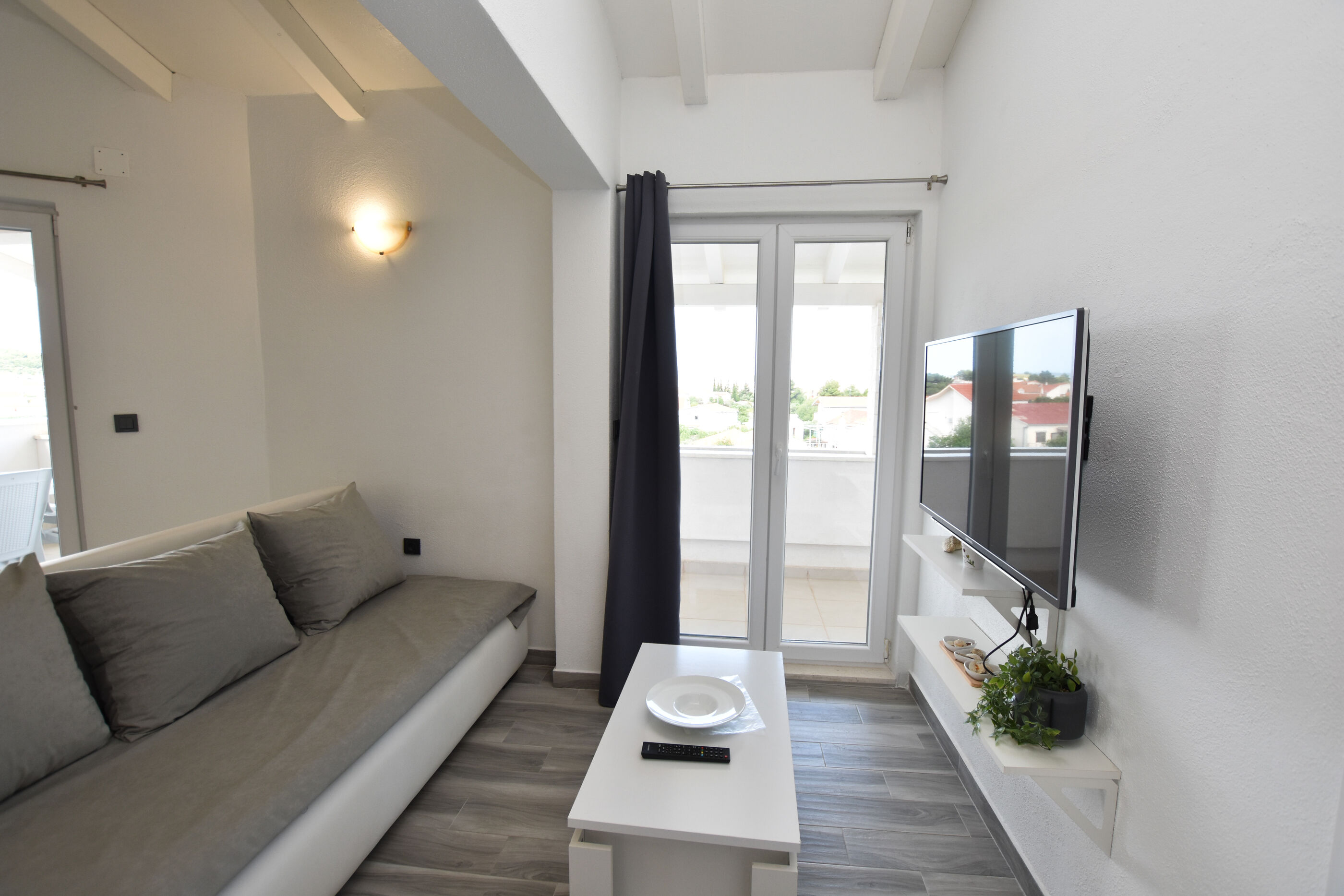 Apartments Zorana 95541-A2
