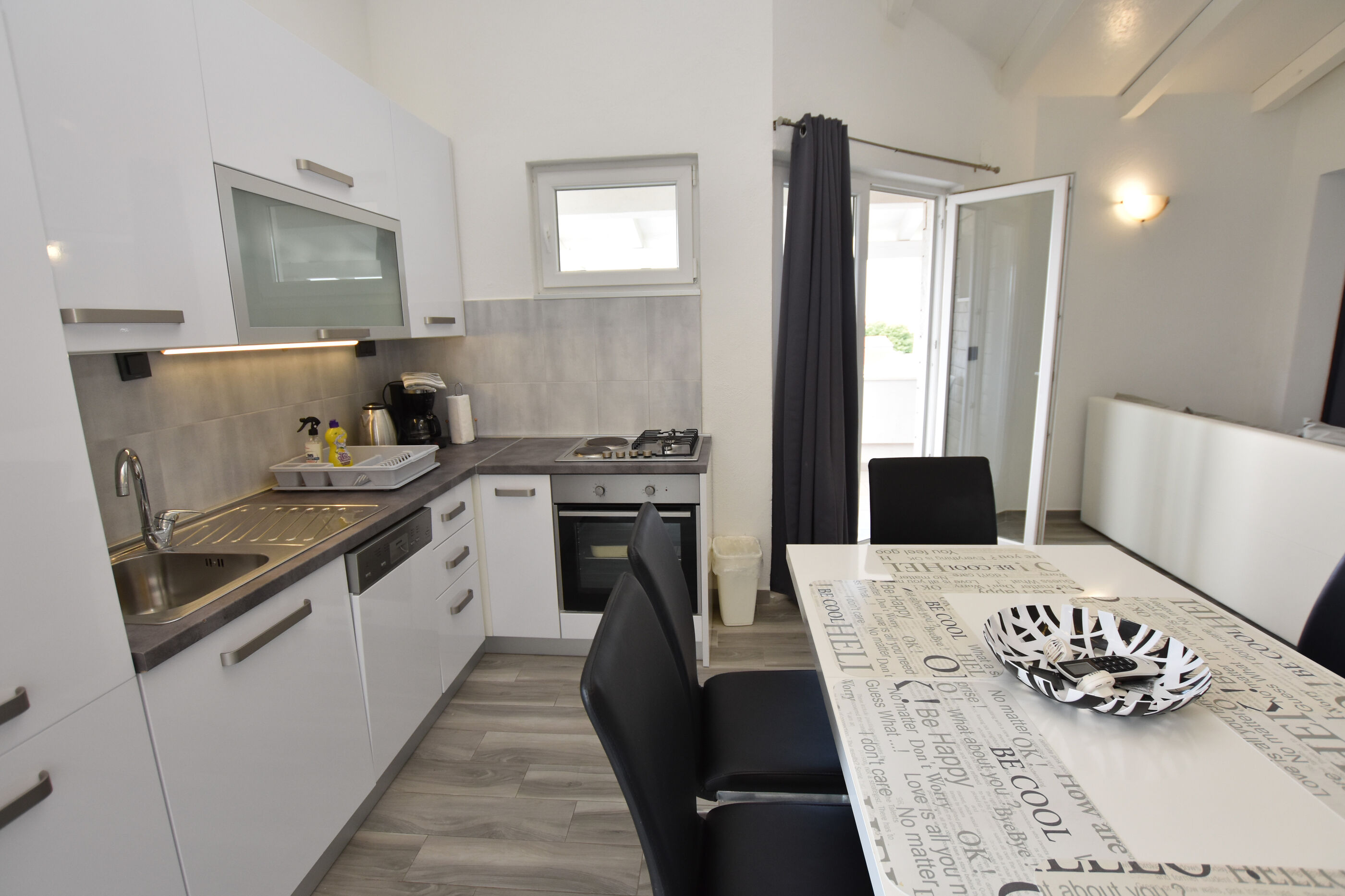Apartments Zorana 95541-A2