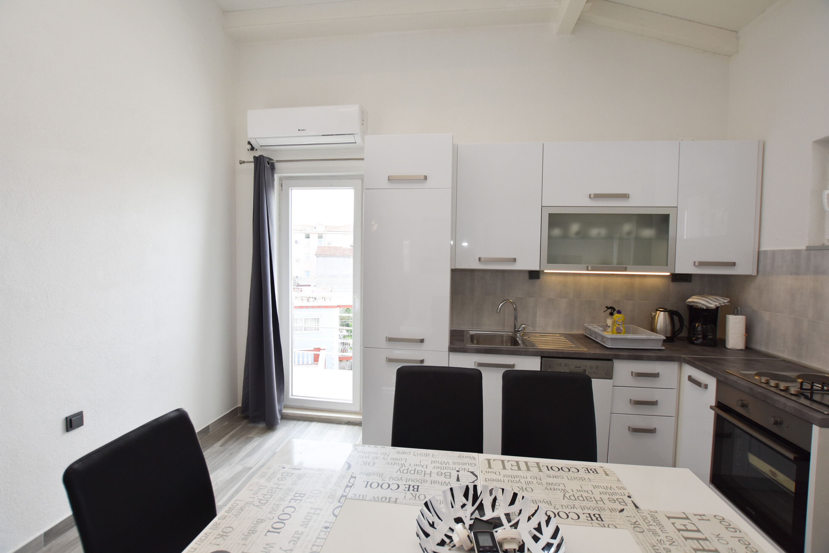 Apartments Zorana 95541-A2