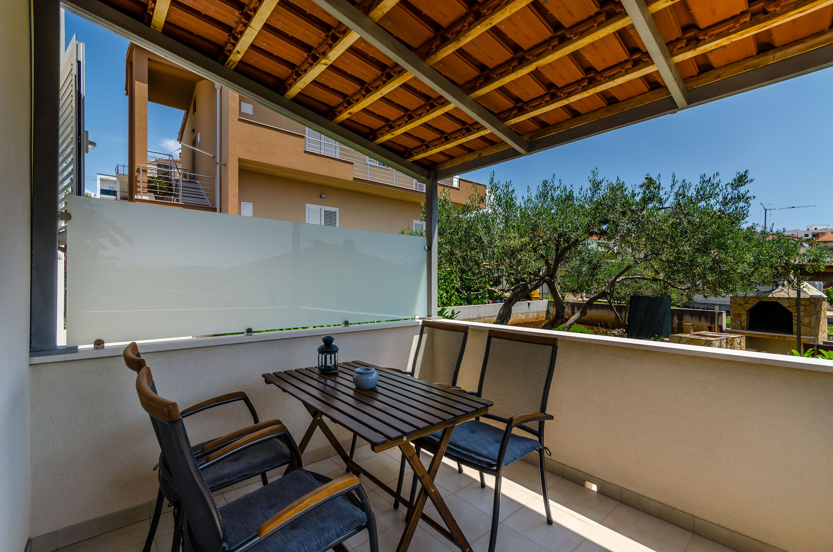 Apartments and Room Maestral 47221-A1