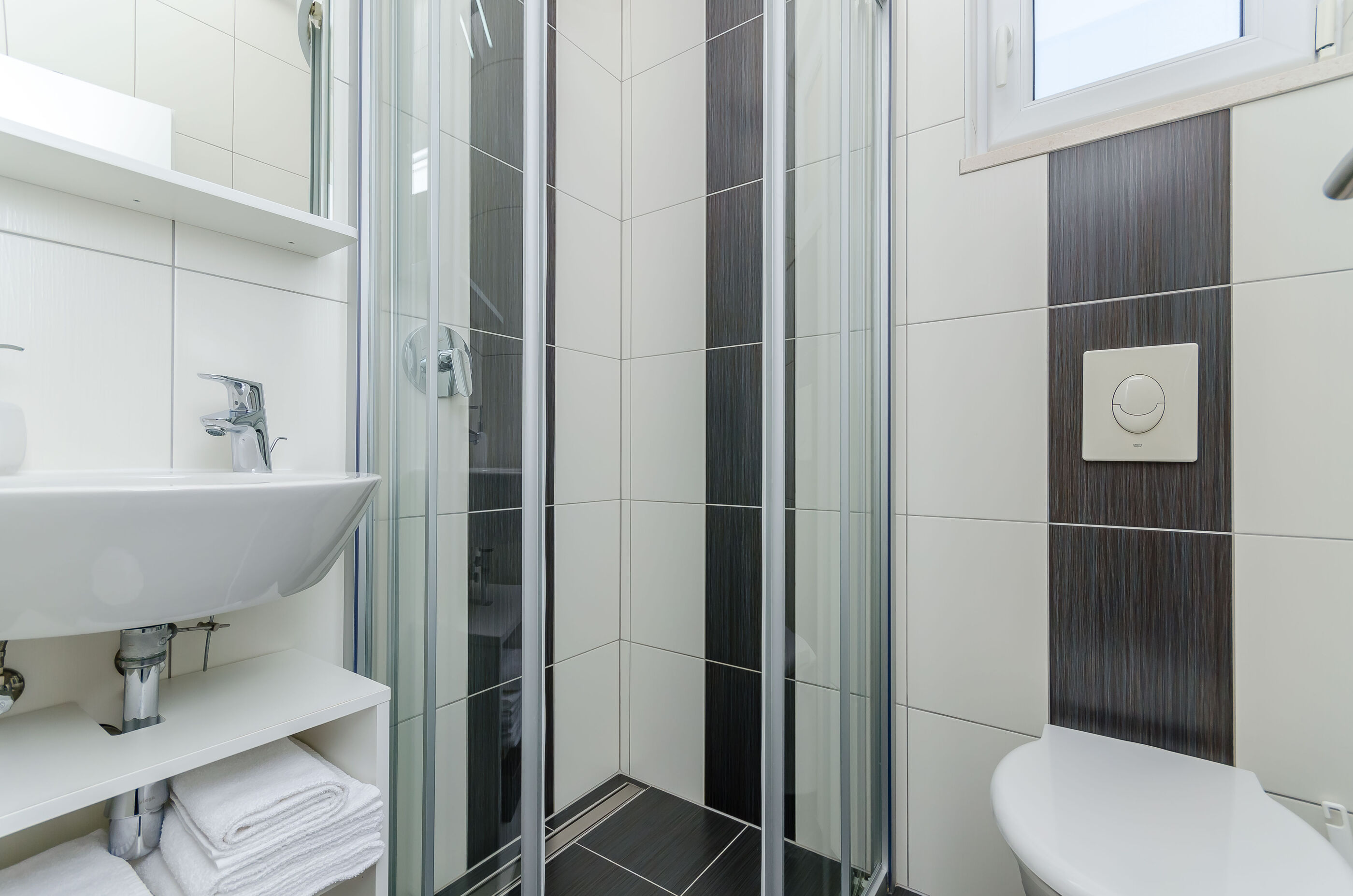 Apartments and Room Maestral 47221-A1