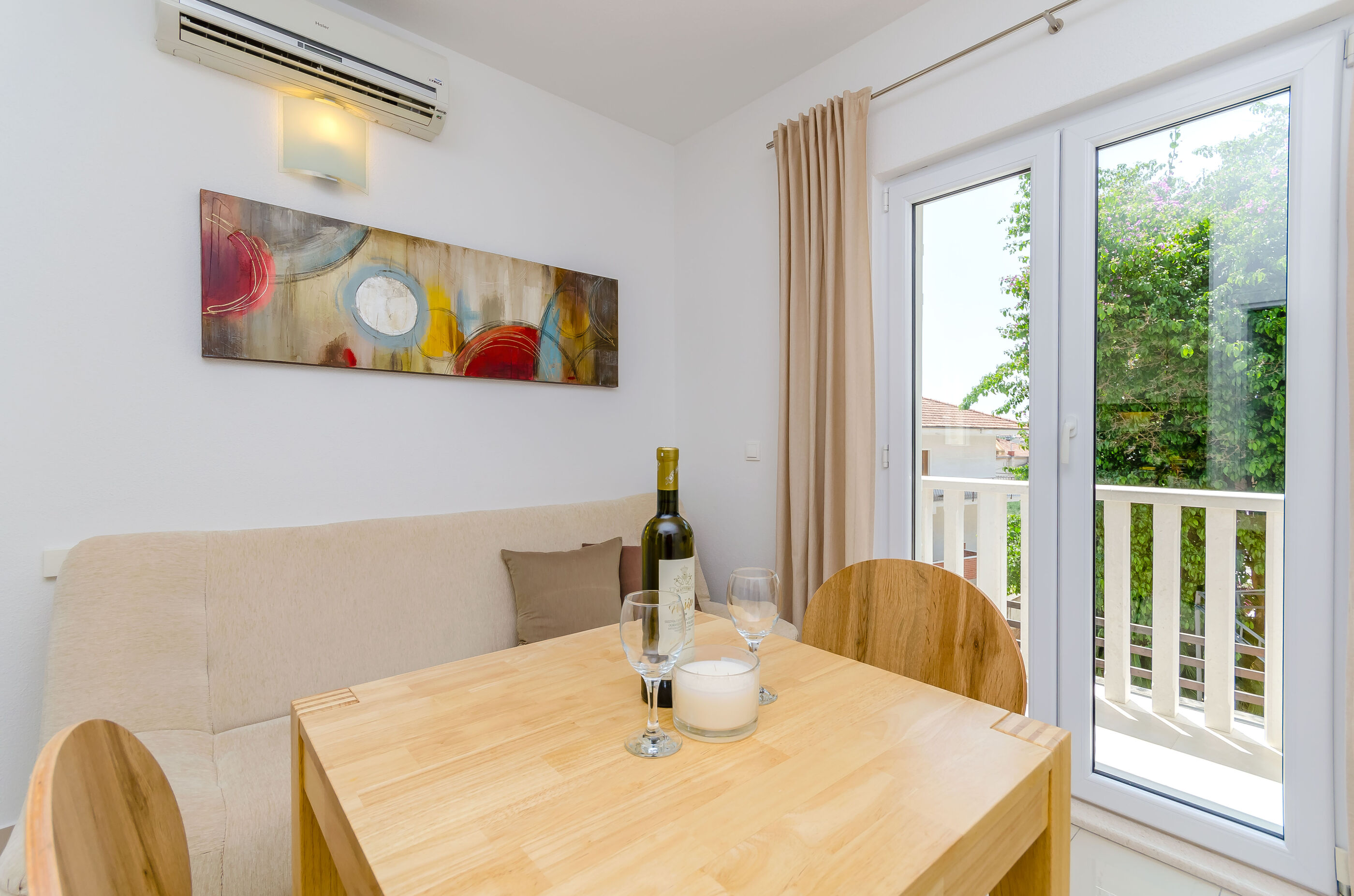 Apartments and Room Maestral 47221-A1
