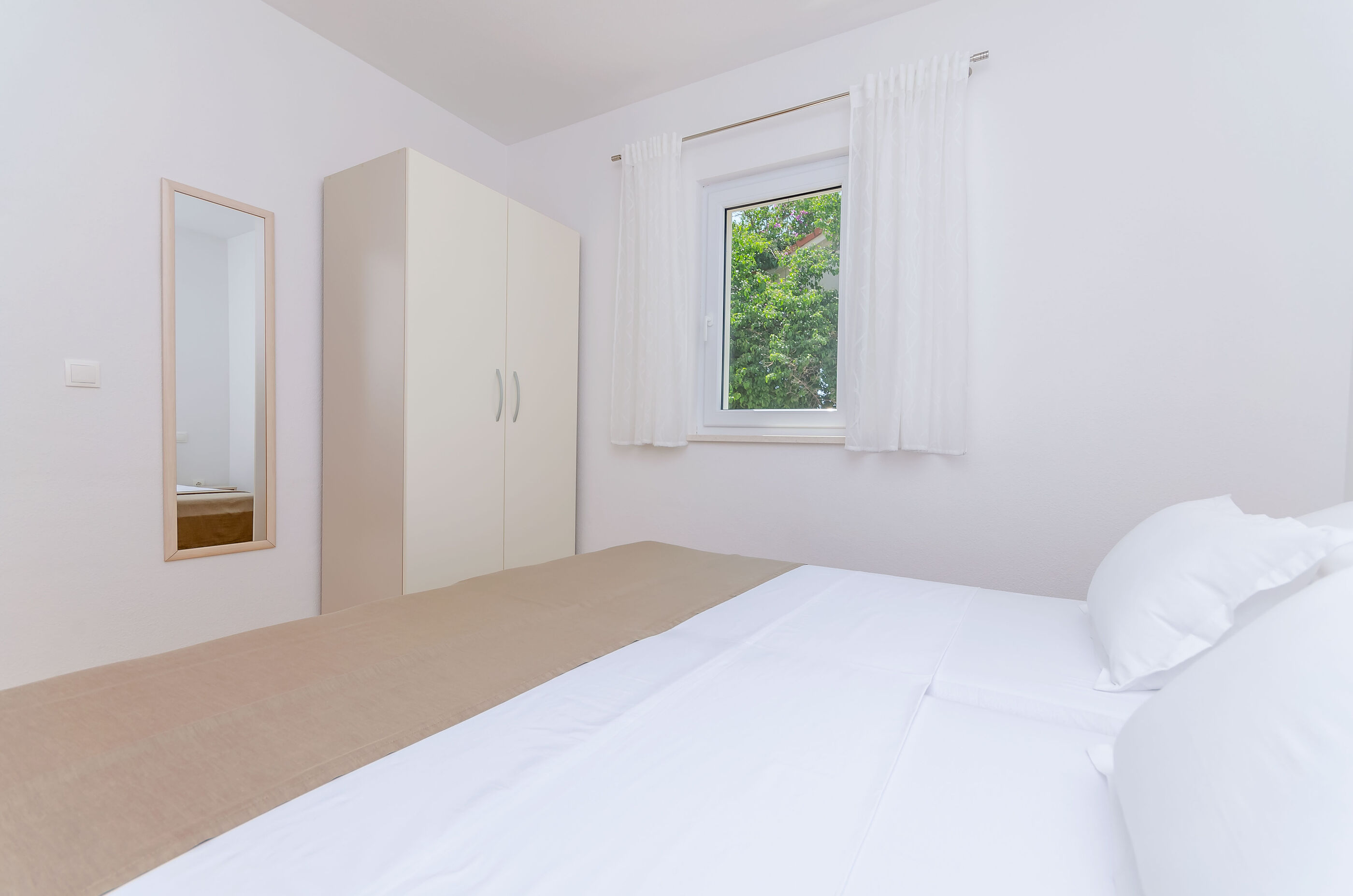 Apartments and Room Maestral 47221-A1