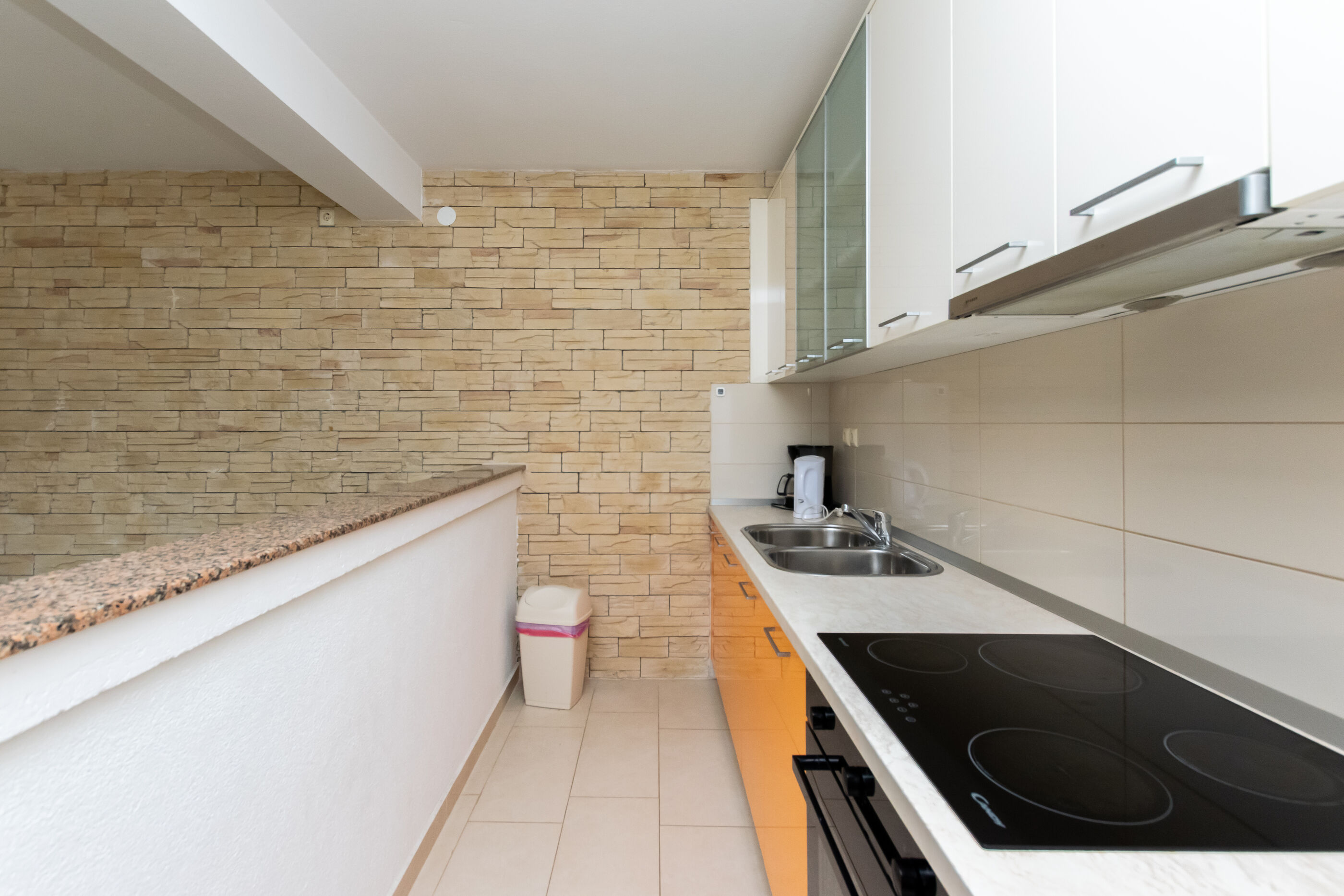 Apartments Mario 89923-A1