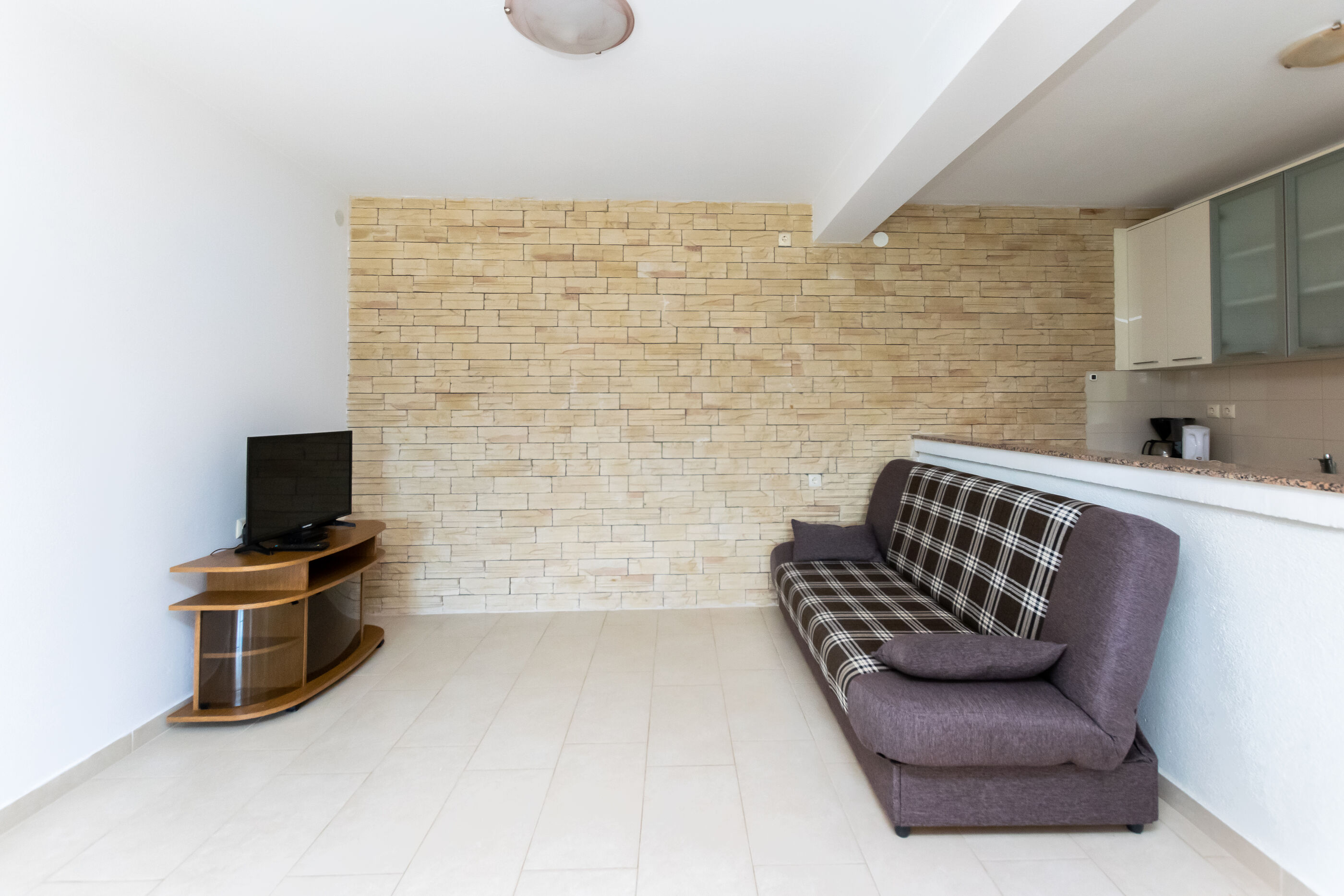 Apartments Mario 89923-A1