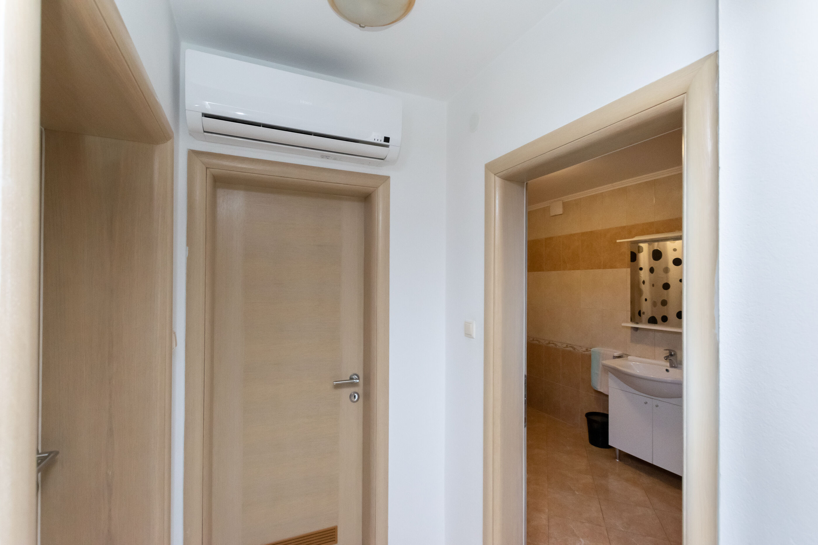 Apartments Mario 89923-A1