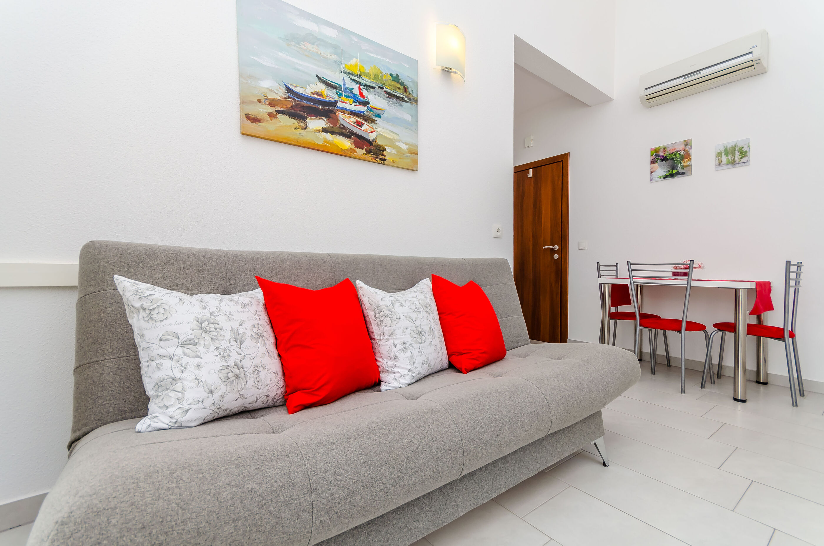 Apartments and Room Maestral 47221-A2