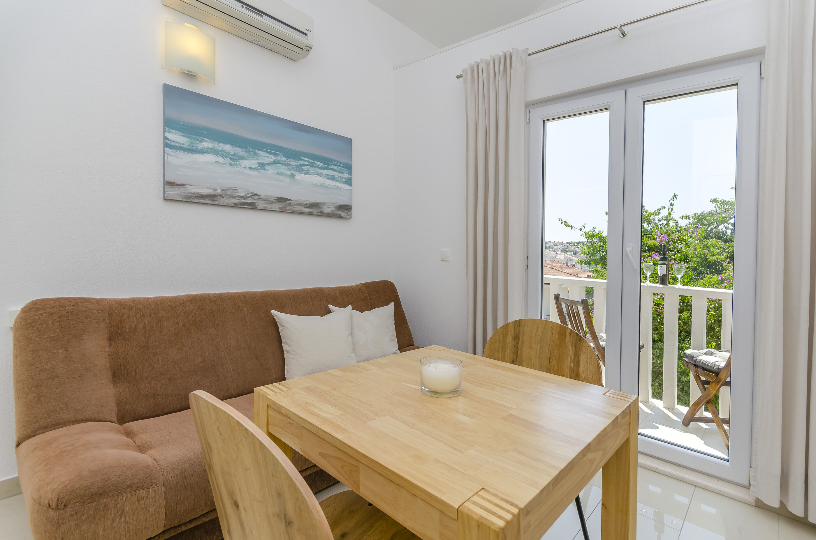 Apartments and Room Maestral 47221-A3