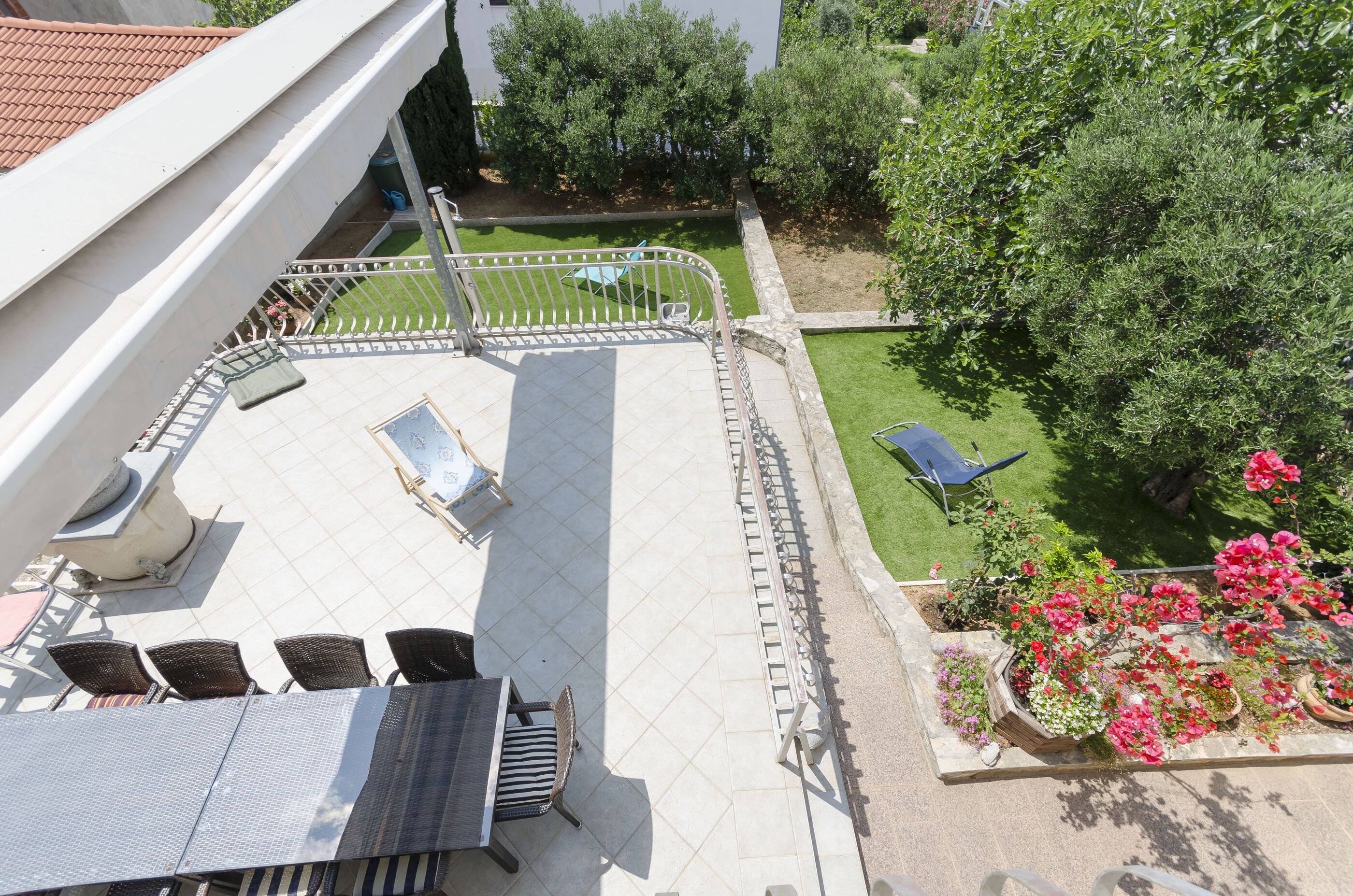 Apartment Blumen Garten 73001-A1