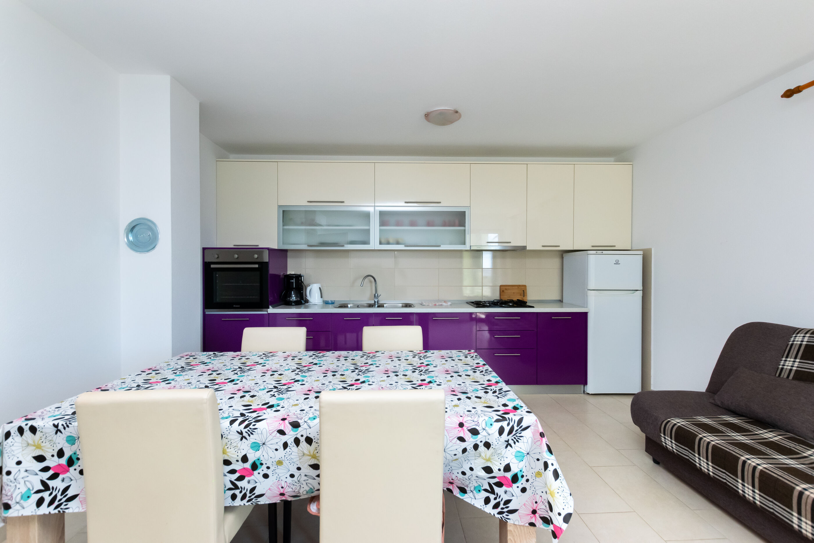 Apartments Mario 89923-A2