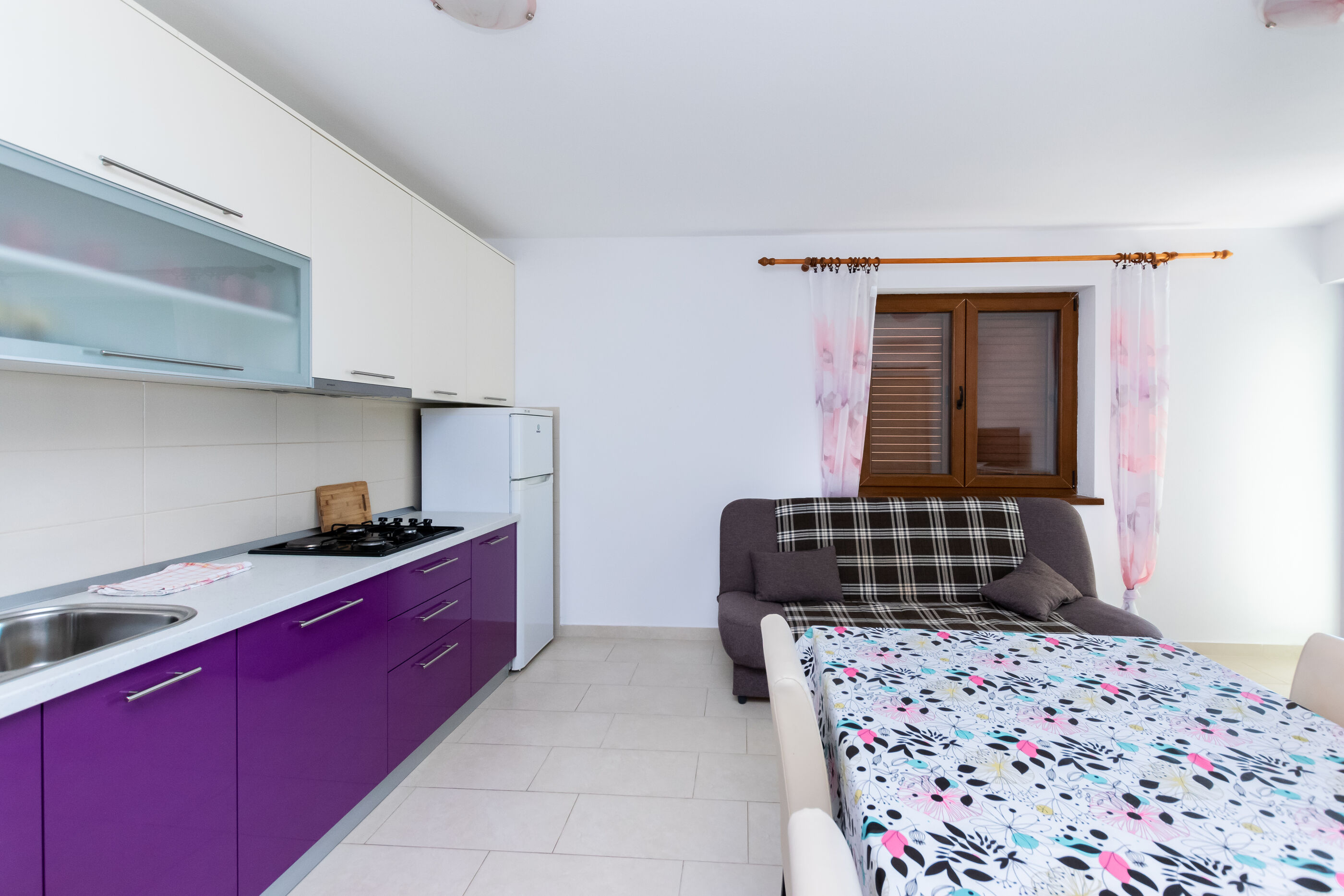 Apartments Mario 89923-A2