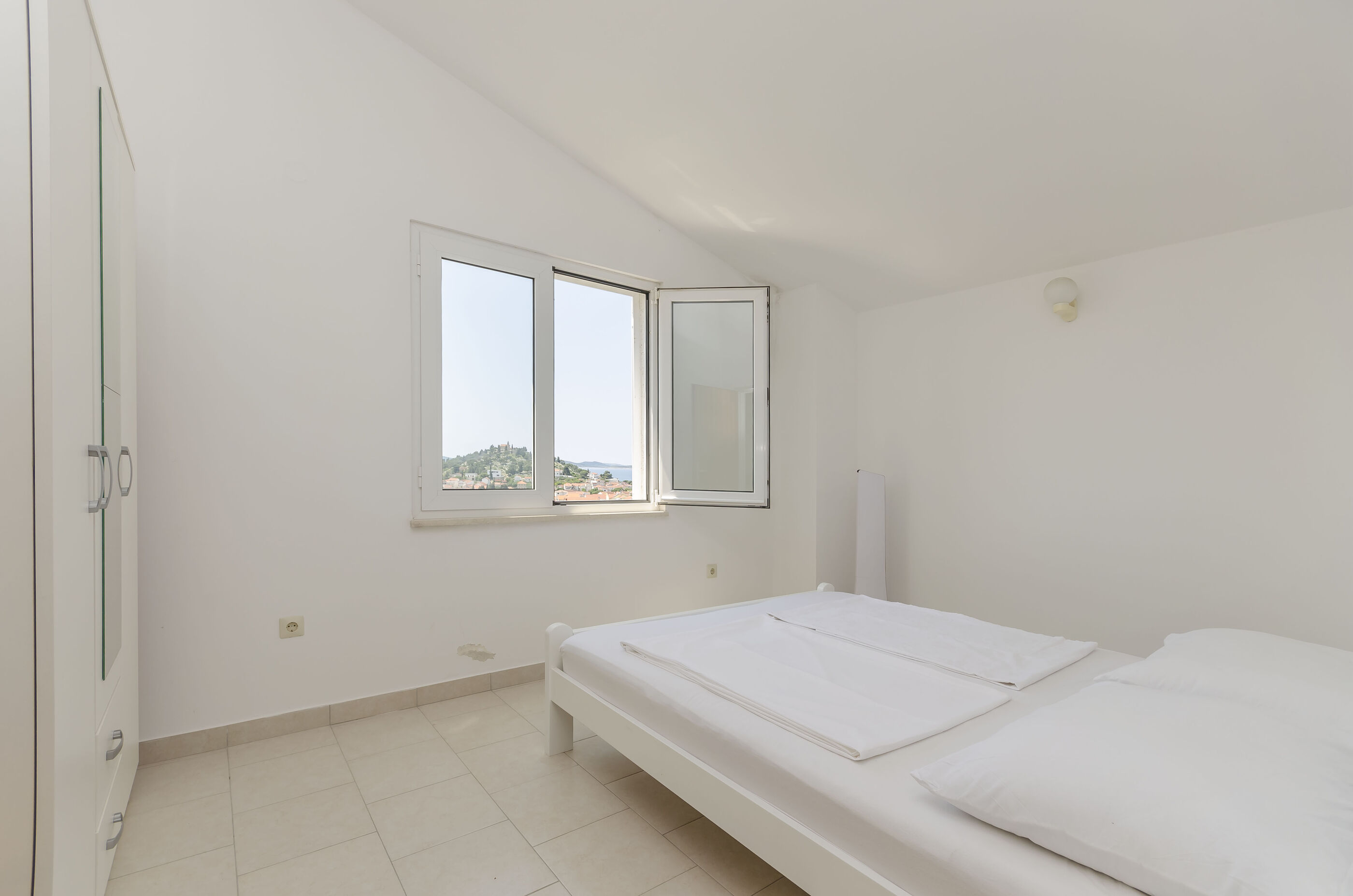 Apartment Blumen Garten 73001-A1