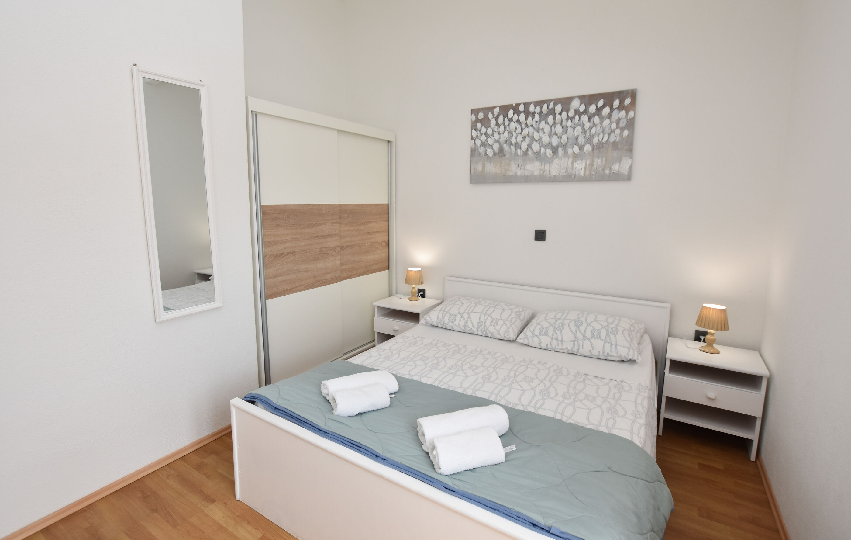 Apartments Zorana 95541-A1