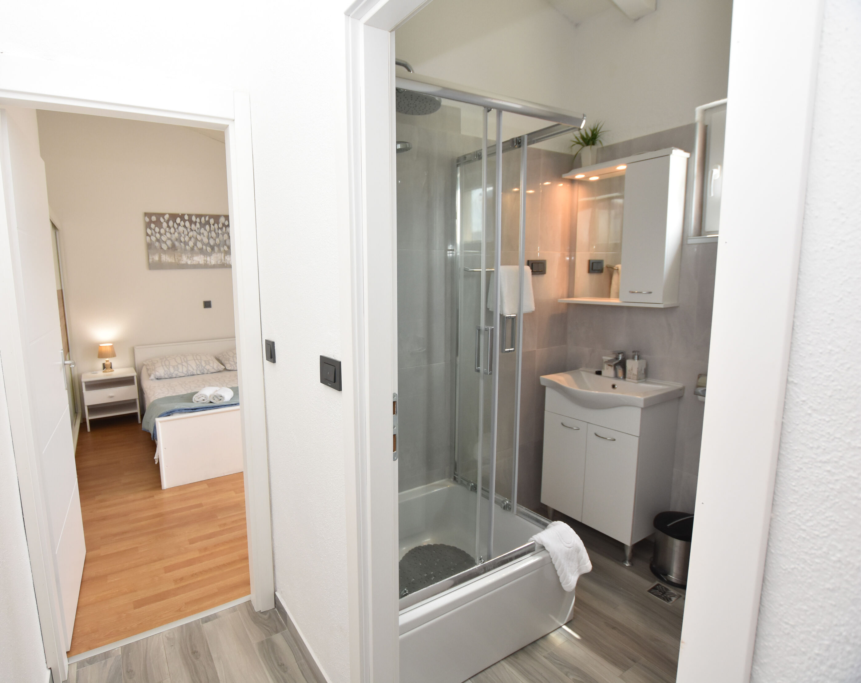 Apartments Zorana 95541-A1