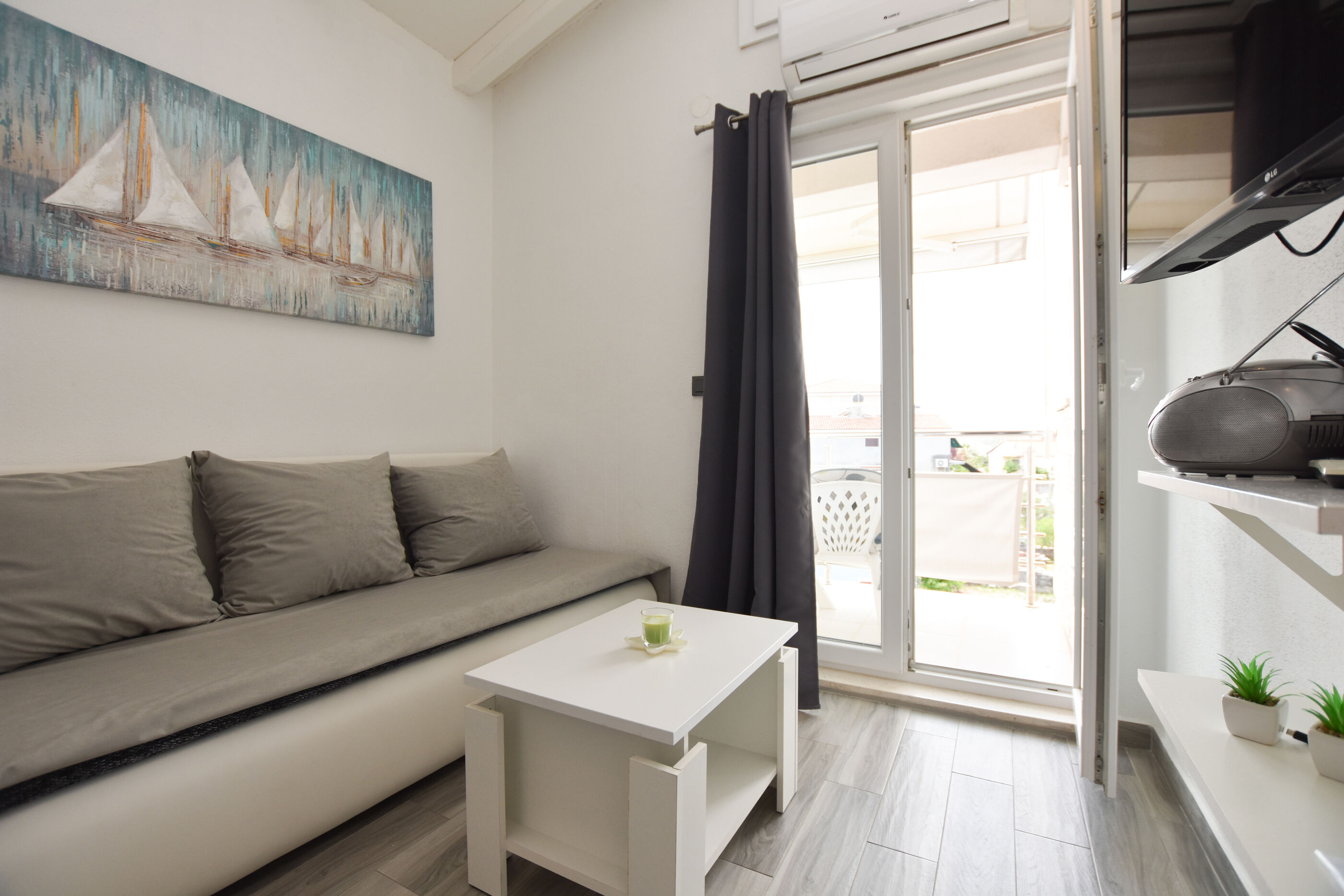 Apartments Zorana 95541-A1